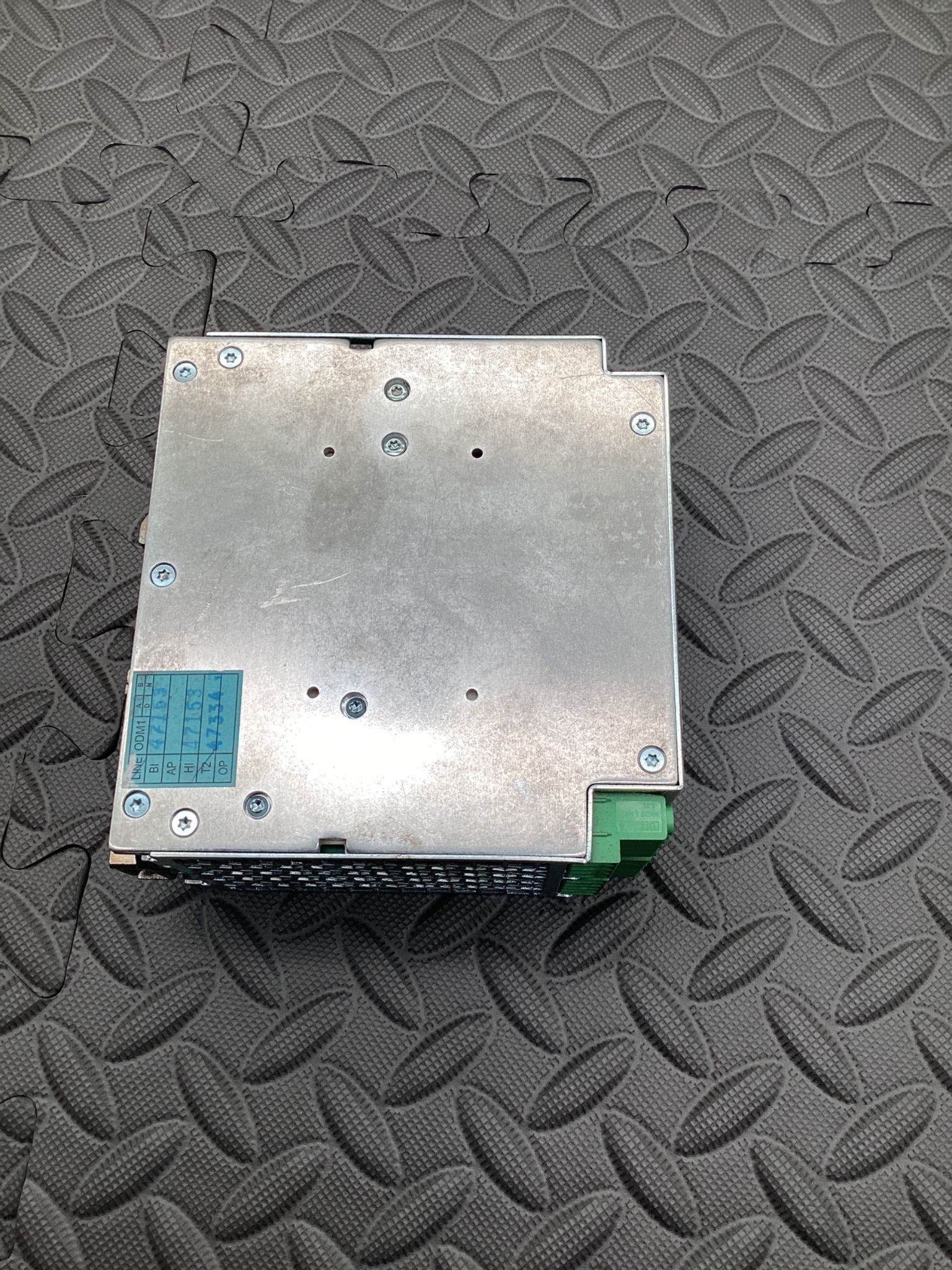 PHOENIX CONTACT QUINT-PS/3AC/24VDC/20 Power Supply 2866792 USED 3