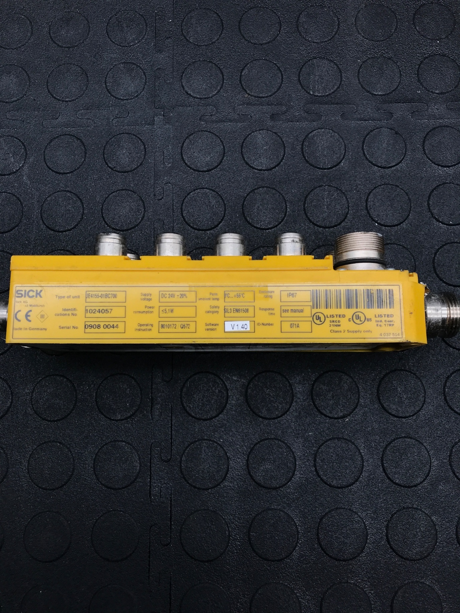 SICK UE4155-01BC700 Safety Controller 1024057 USED 1