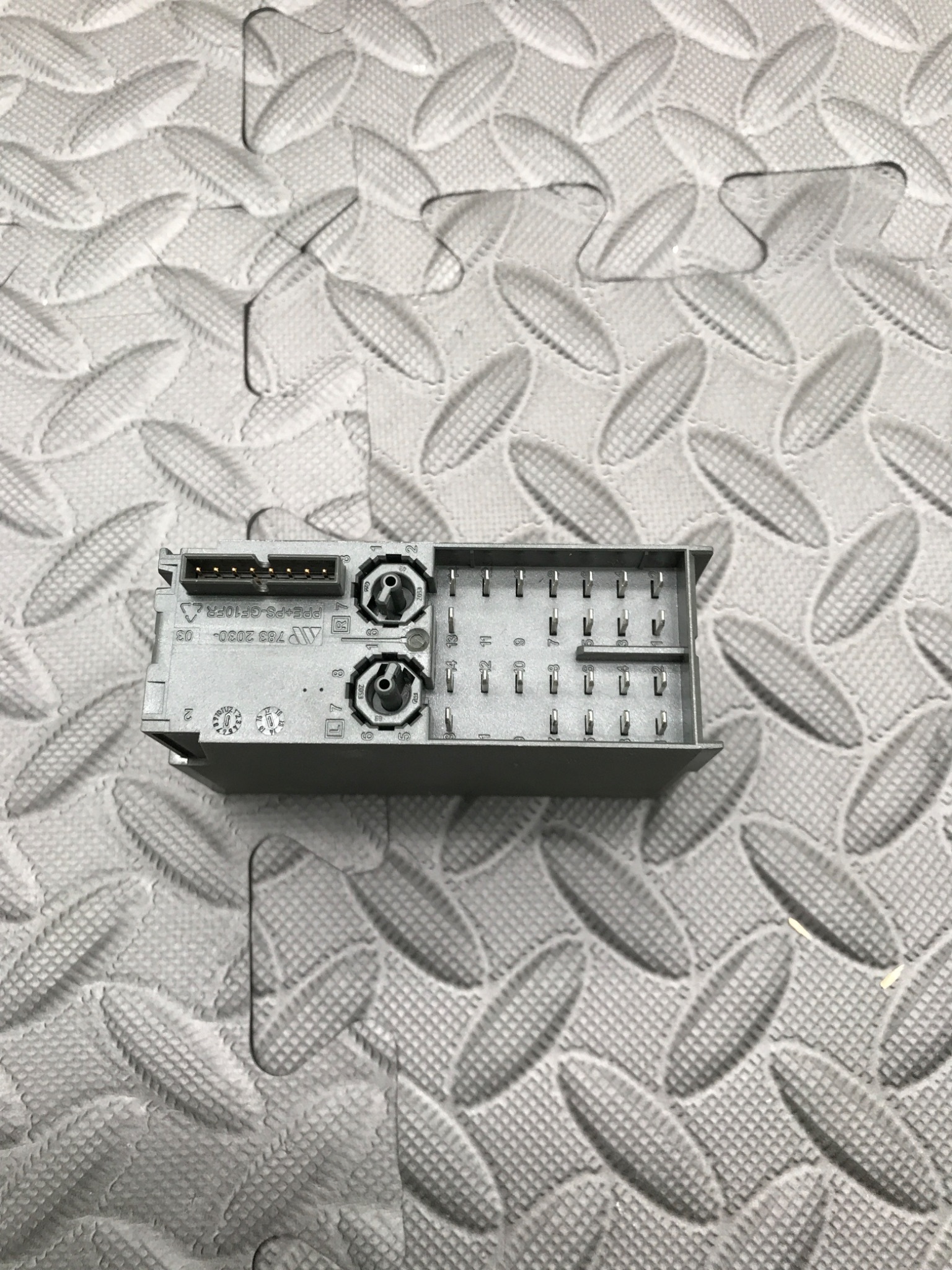SIEMENS 6ES7 138‑4FB04‑0AB0 Profisafe 4‑Ch Digital Output Module USED 4