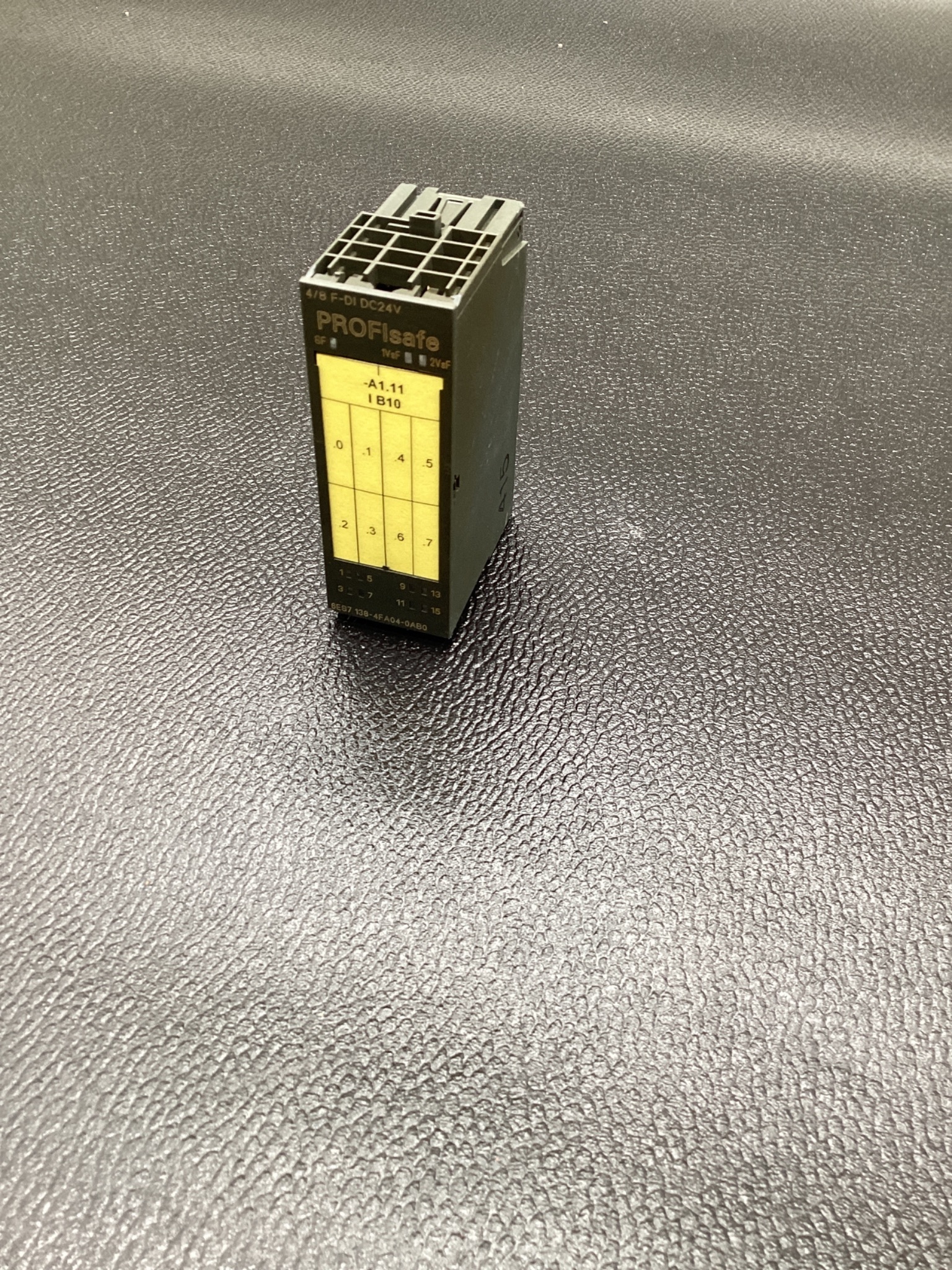 SIEMENS 6ES7 138-4FA04-0AB0 Profisafe Digital Input Module USED 1