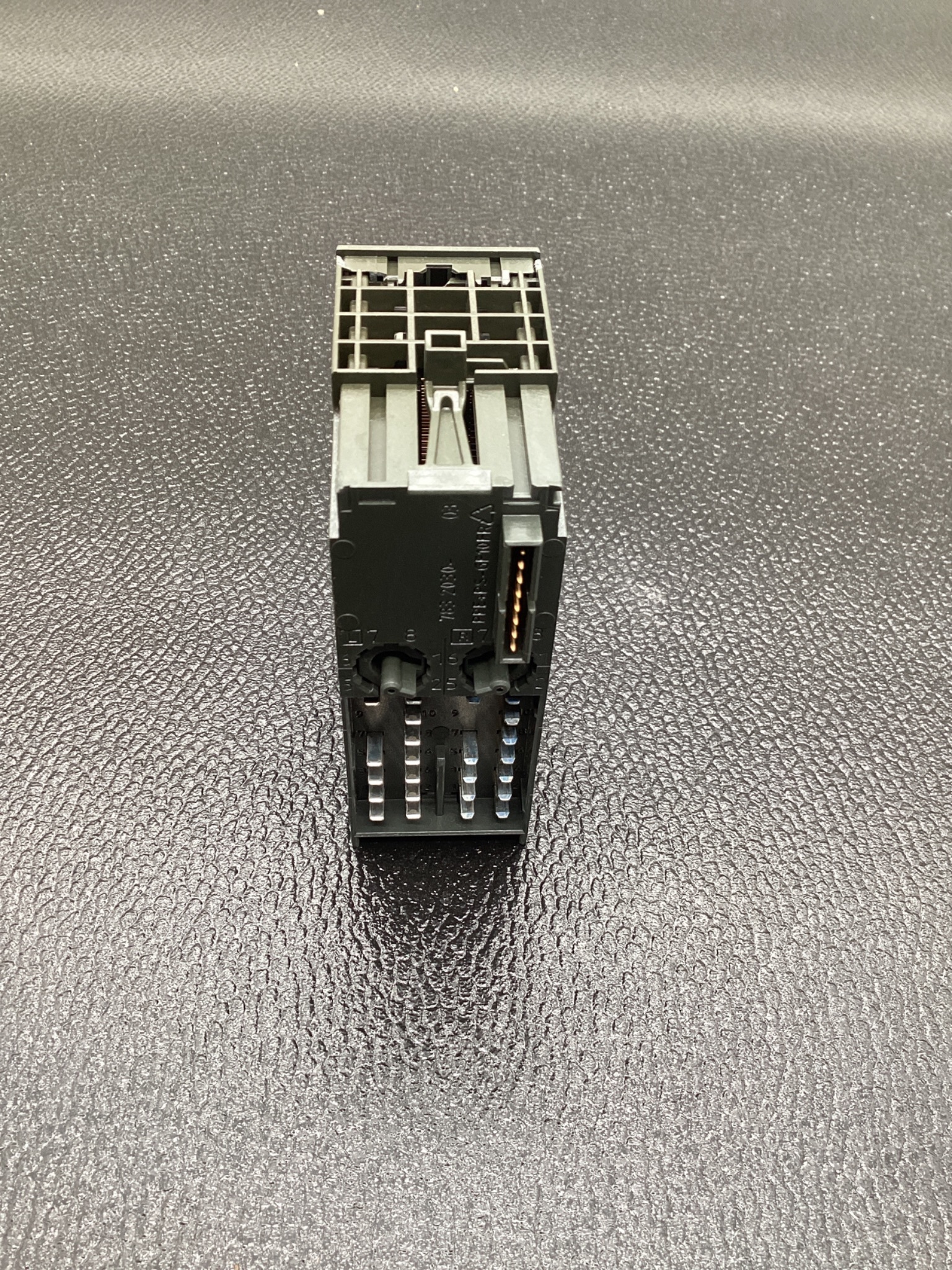SIEMENS 6ES7 138-4FA04-0AB0 Profisafe Digital Input Module USED 3