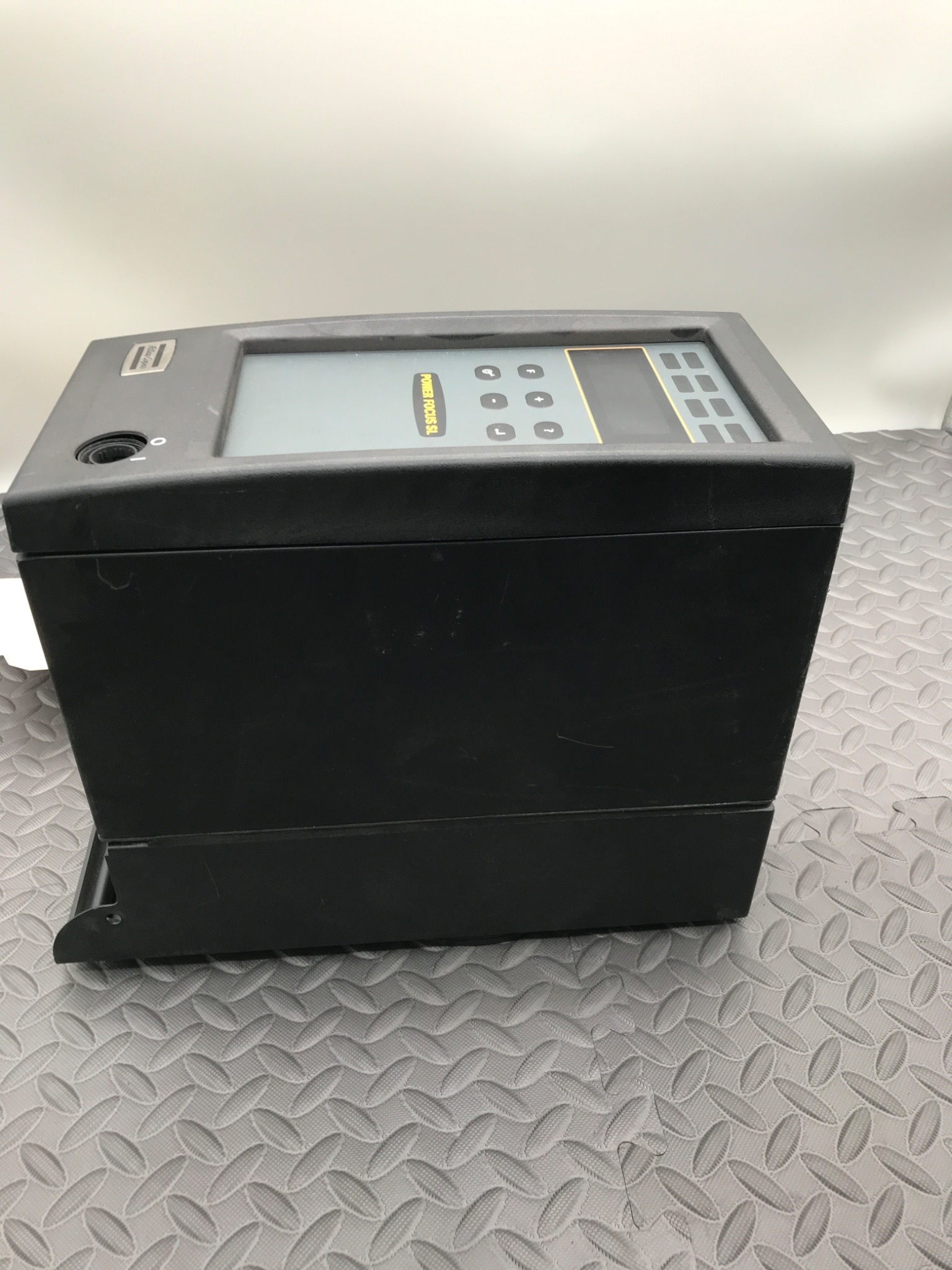 ATLAS COPCO PF4002‑C‑HW 150W Nutrunner Controller USED 3