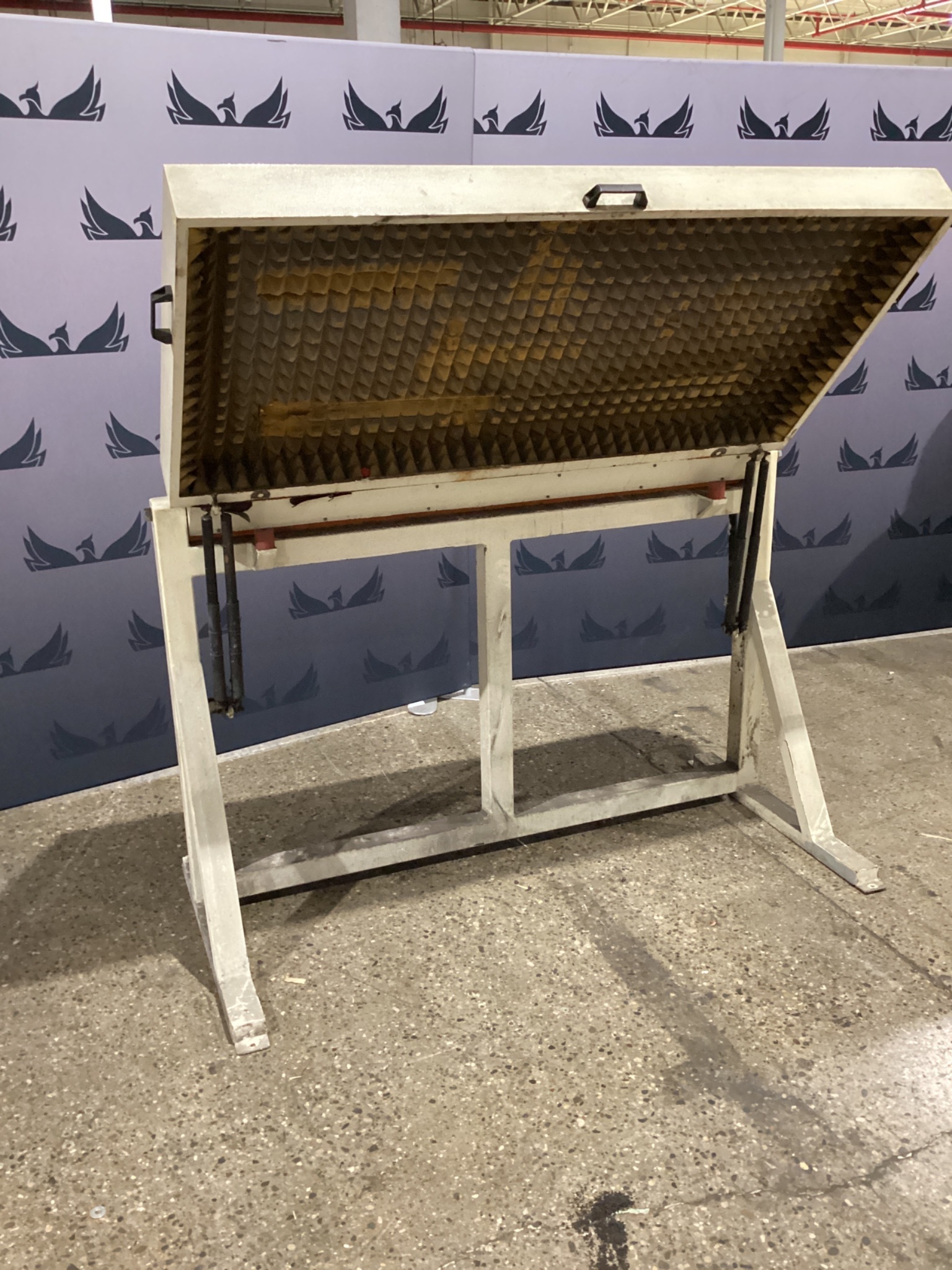 Modular Incline Redirect Table USED 1