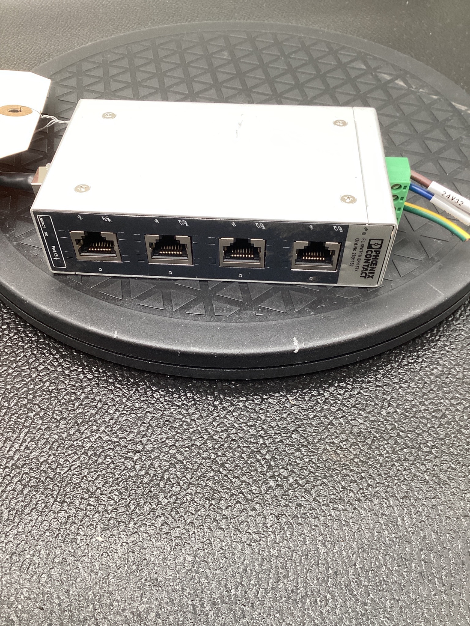 PHOENIX CONTACT FL SWITCH SFN 5TX Ethernet Switch 2891152 USED 0