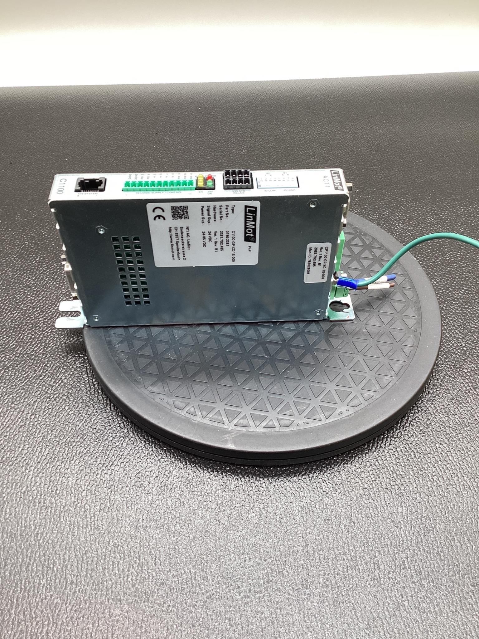 LinMot C1100-GP-XC-1S-000 Servo Drive USED 1