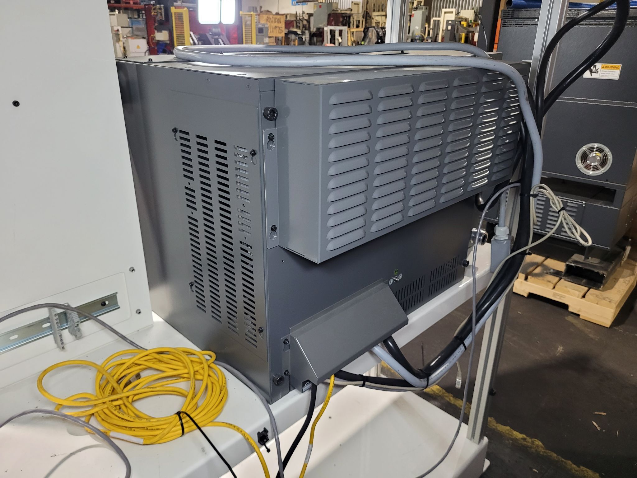 FANUC M-20iB/25 Robot w/ R-30iB PLUS Controls USED 8