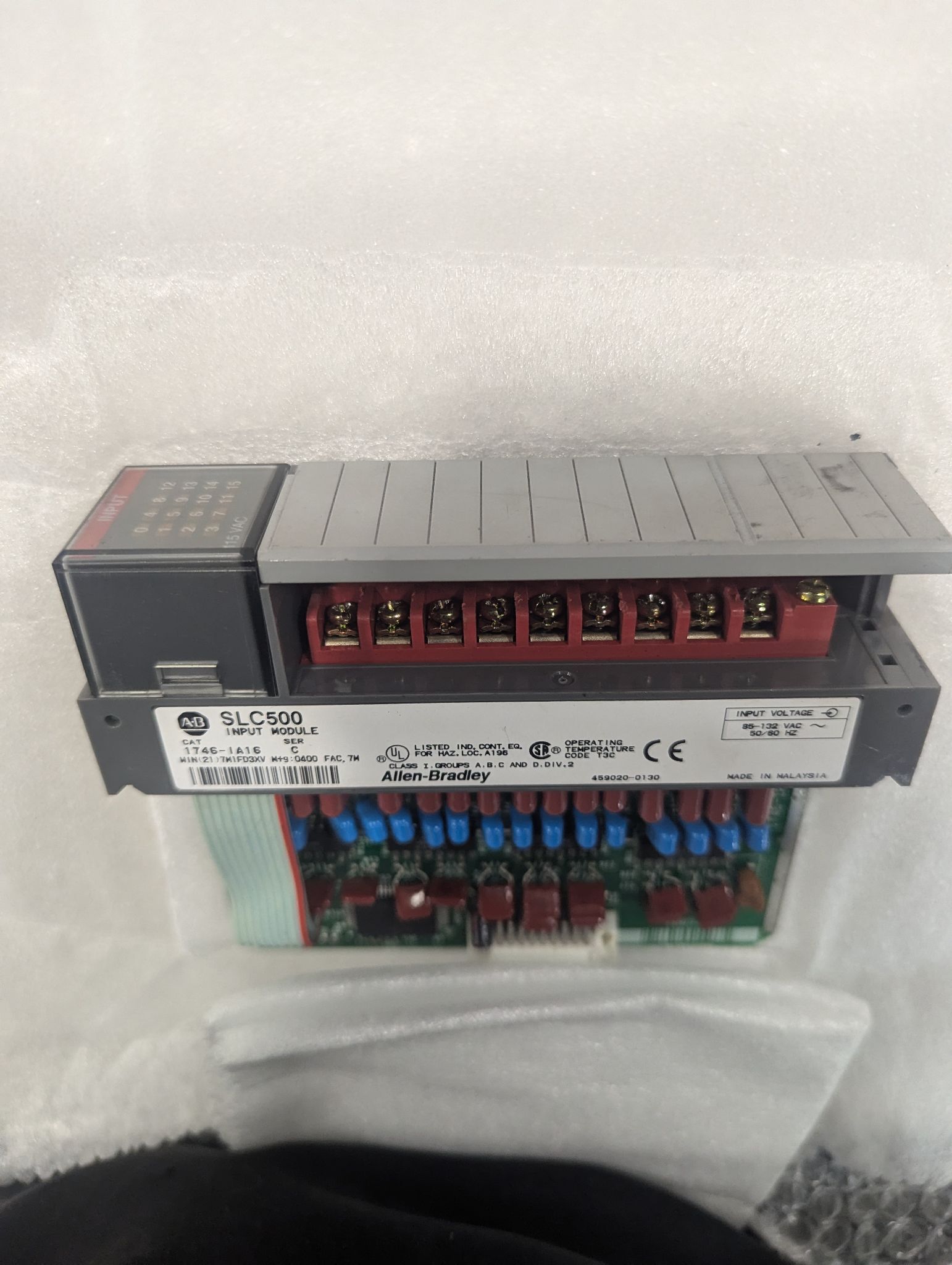 ALLEN BRADLEY 1746-IA16/C SLC 500 PLC IMPUT/OUTPUT MODELES USED 1