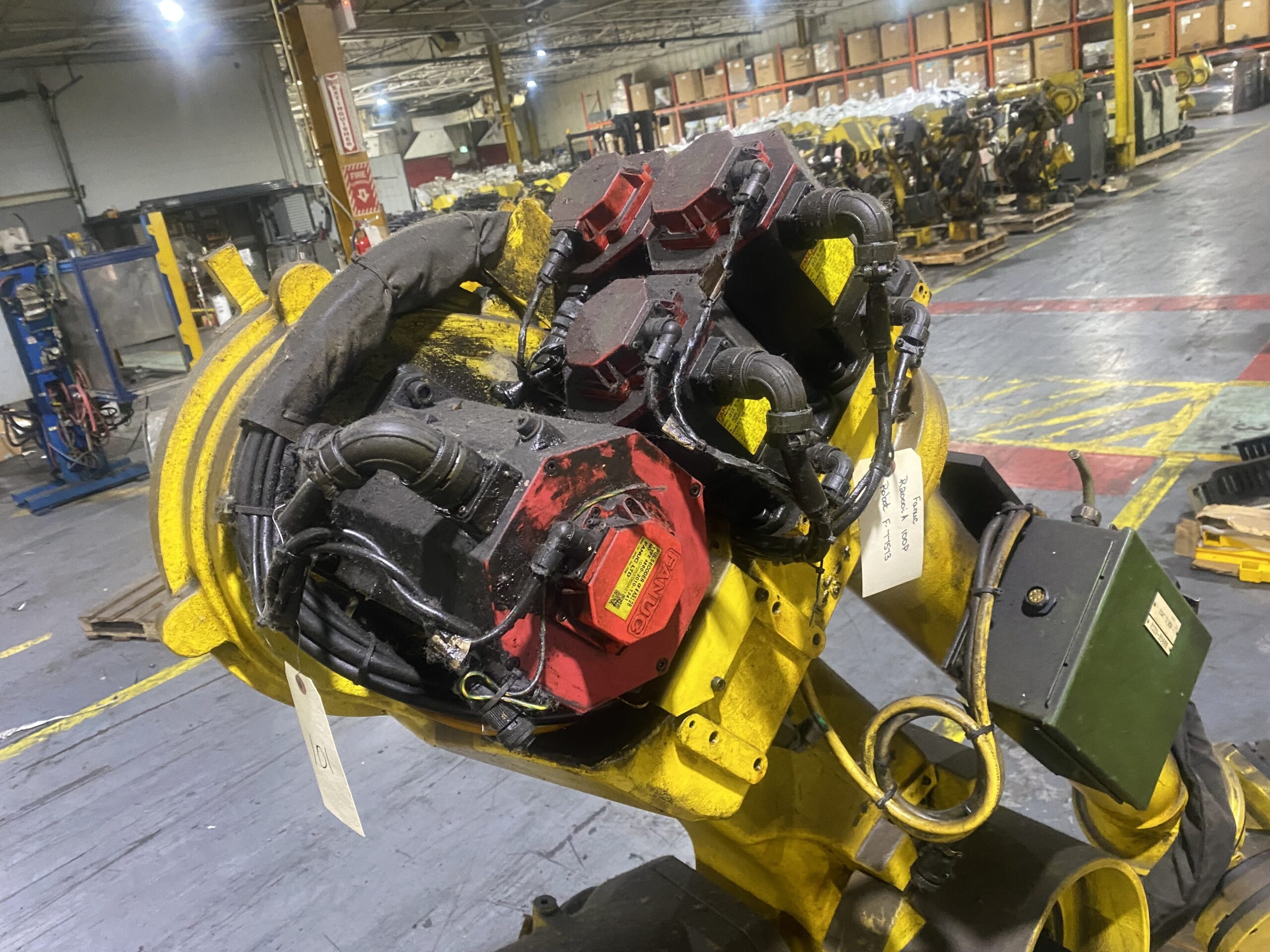 FANUC R-2000iA/100P Robot Arm PARTS ONLY 4