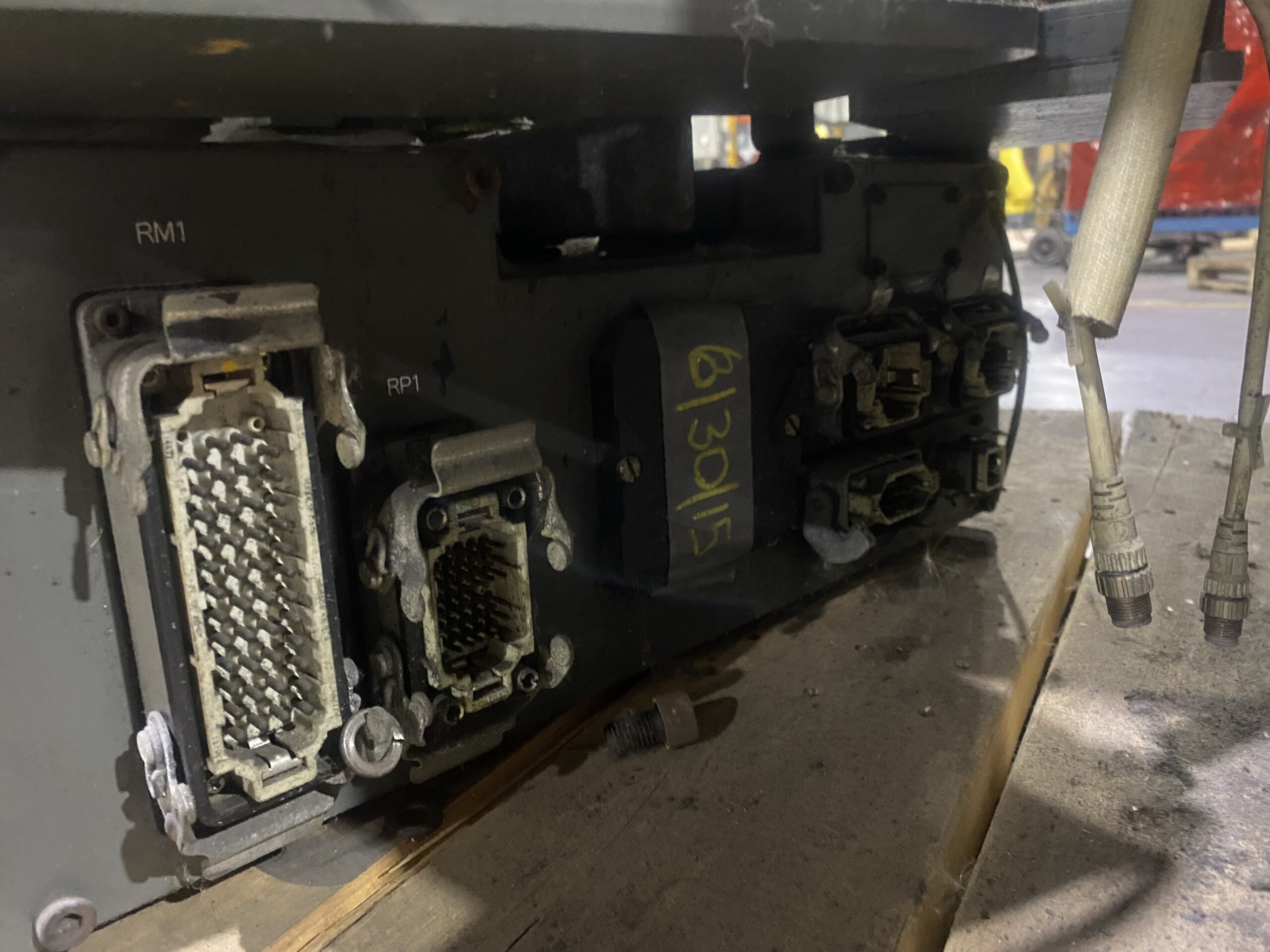 FANUC R-2000iA/200F w/ RJ3iB Controls PARTS ONLY 4