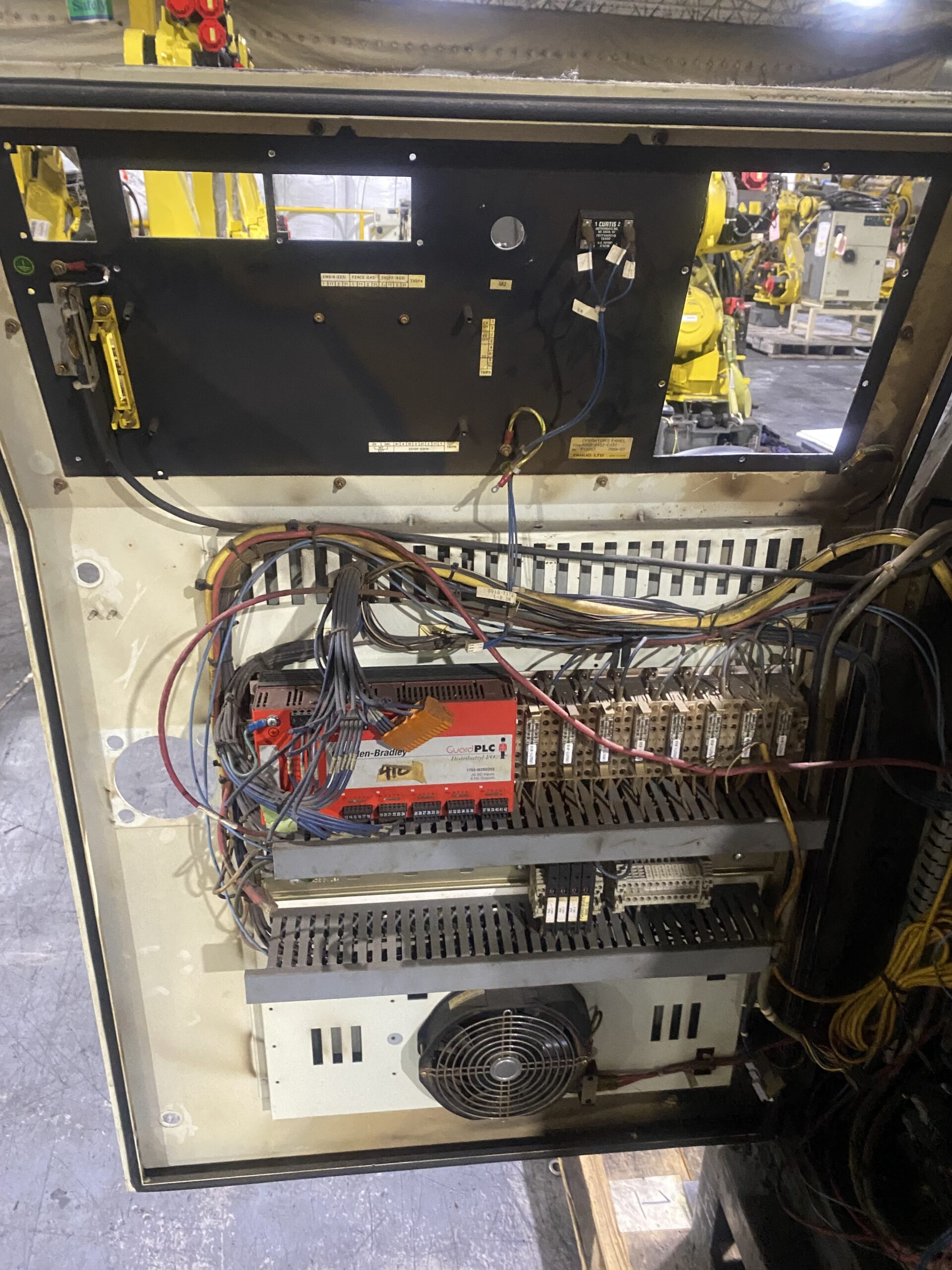FANUC R-2000iA/200F w/ RJ3iB Controls PARTS ONLY 8