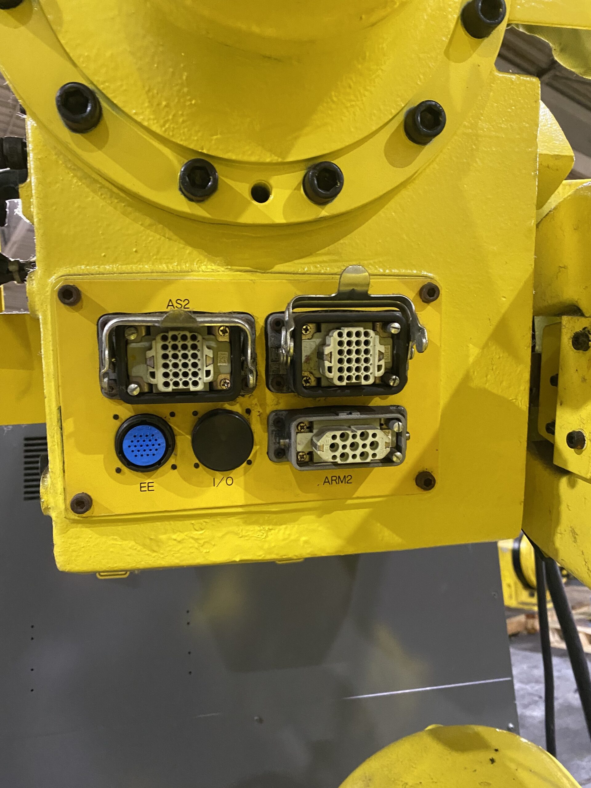 FANUC - R-2000iA/200FO w/ RJ3iB Controls PARTS ONLY 4