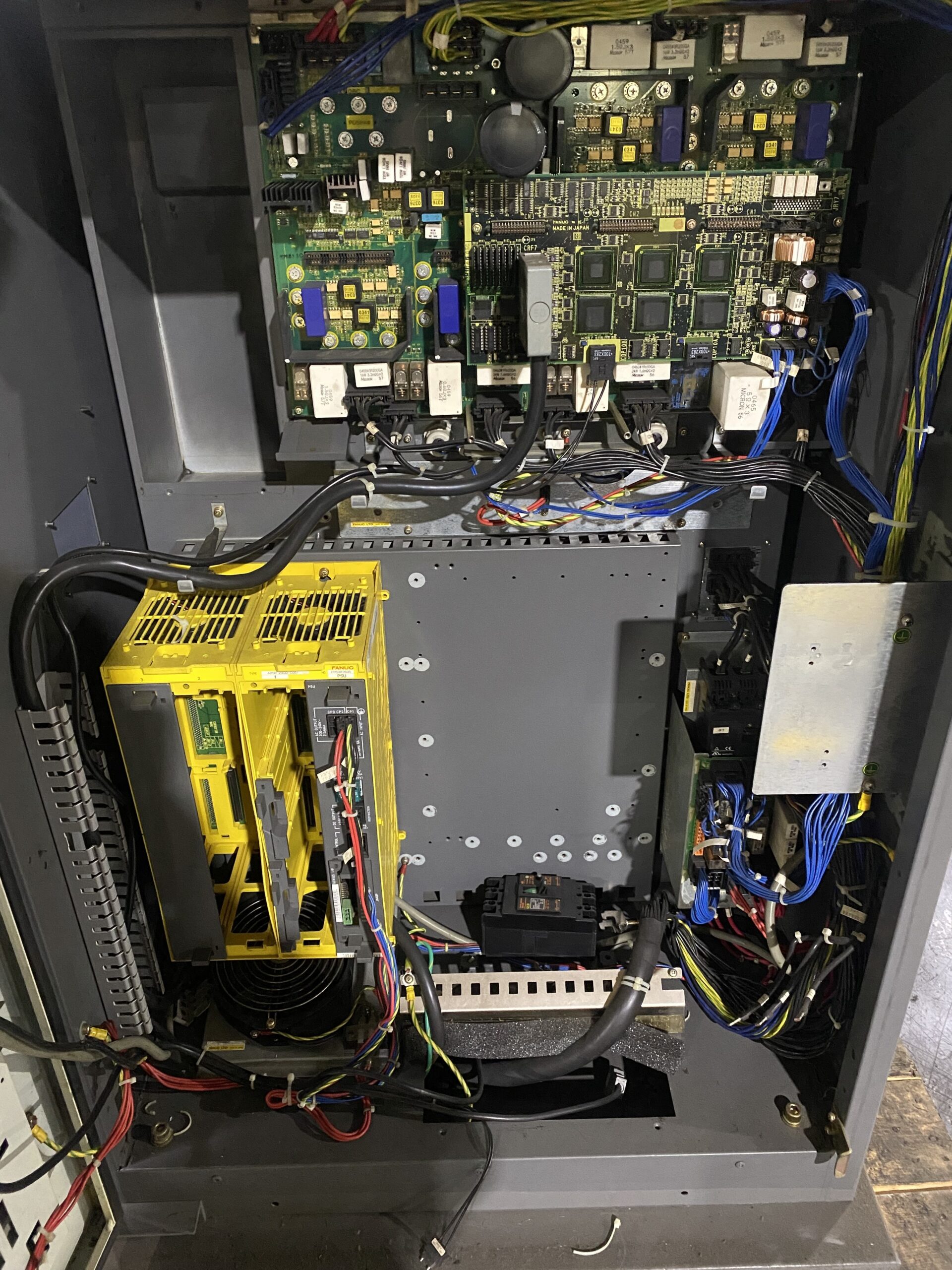 FANUC - R-2000iA/200FO w/ RJ3iB Controls PARTS ONLY 10
