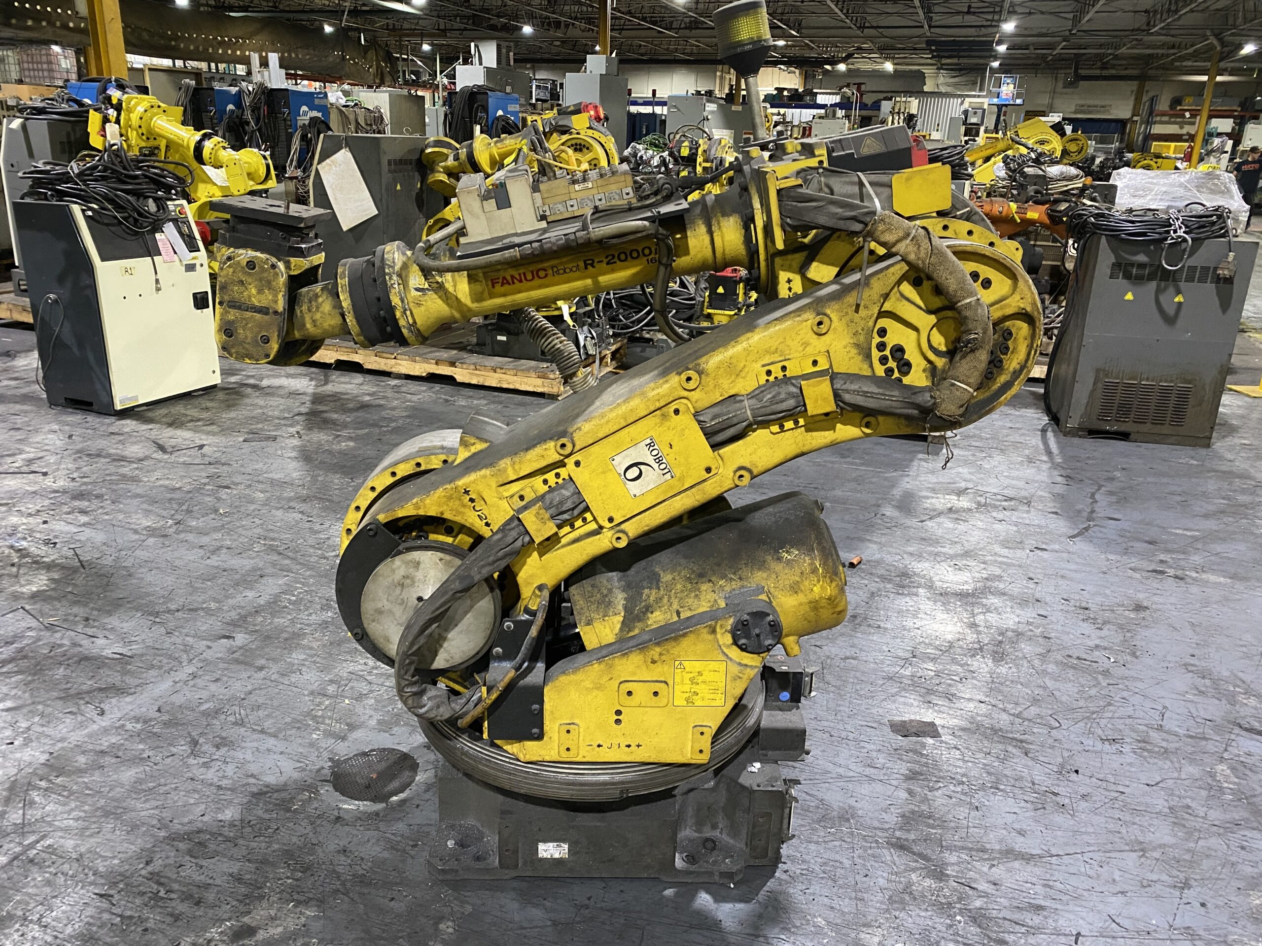 FANUC R-2000iA/165F w/ R-J3iB Controls USED AS-IS 1