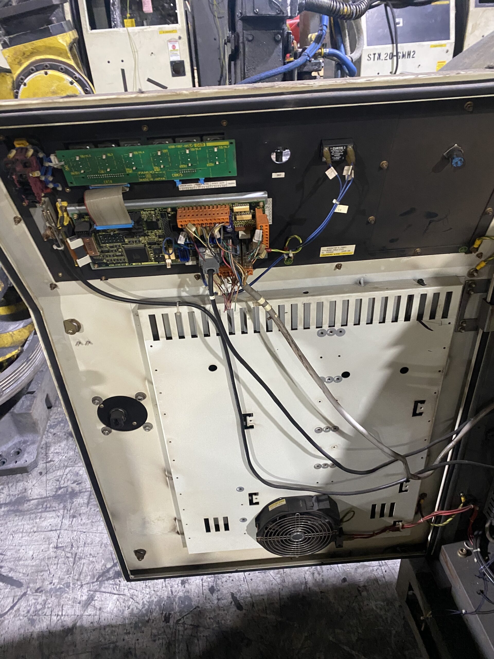 FANUC - R-2000iA/165F w/ R-J3iB Controls USED AS-IS 7