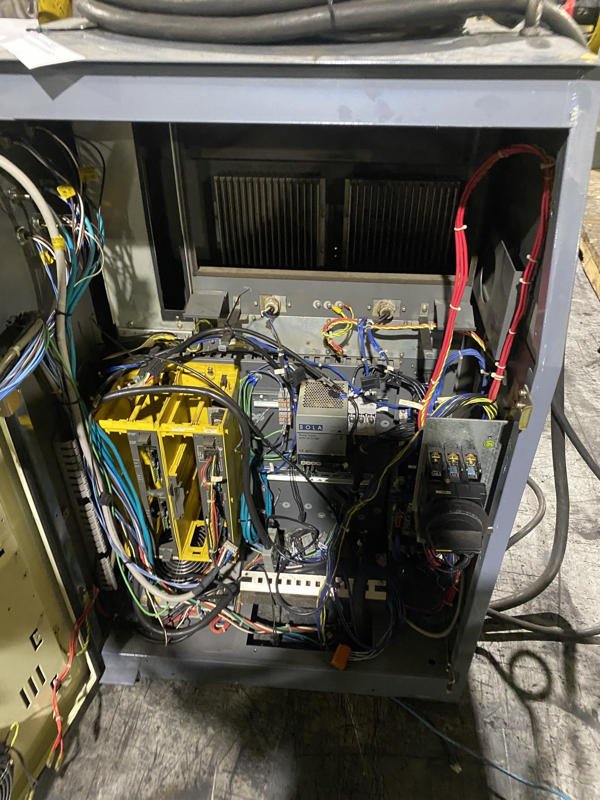 FANUC R-2000iA/165F w/ R-J3iB Controls USED AS-IS 8