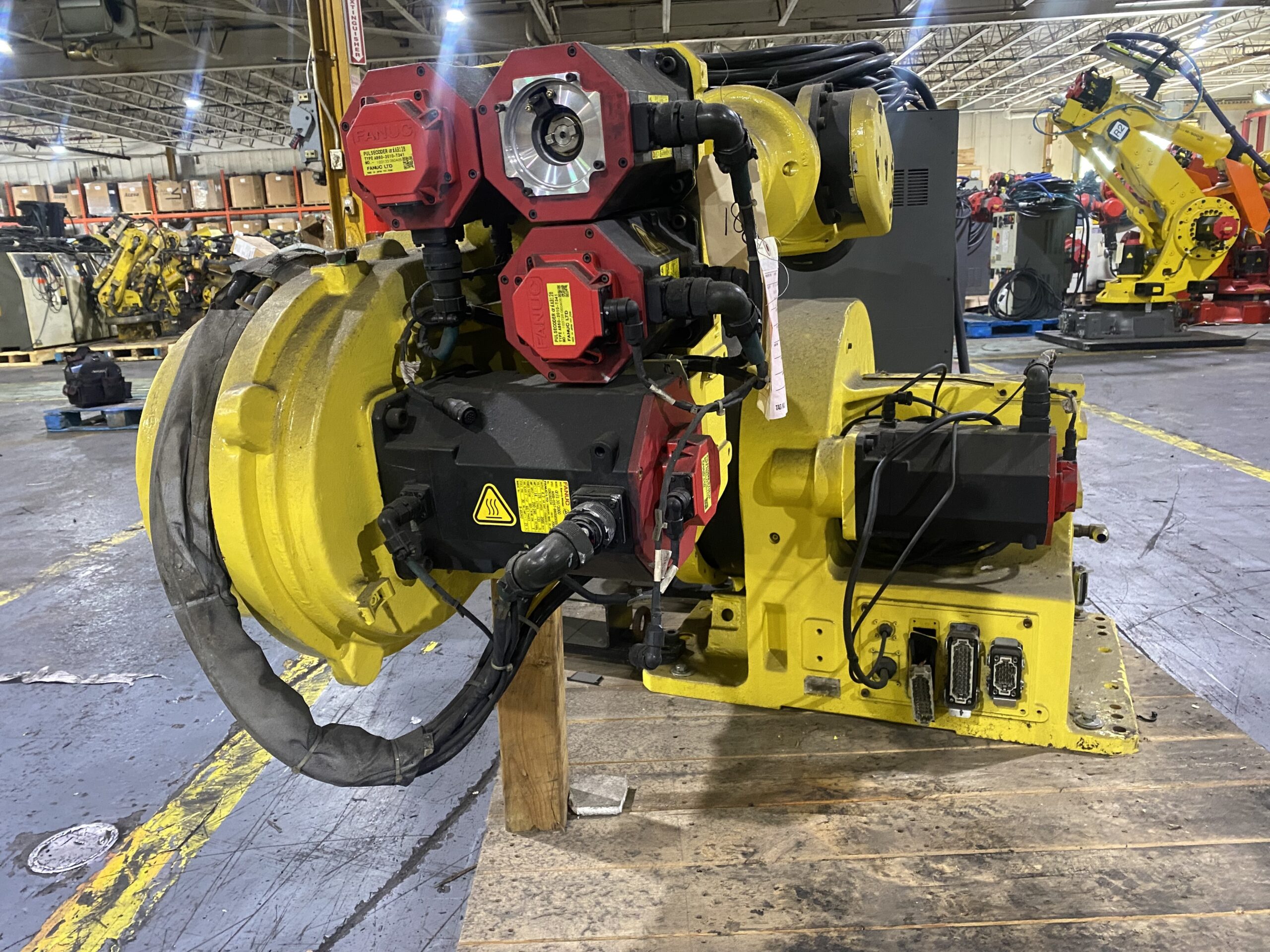 FANUC R-2000iA/200T w/ R-J3iB Controls PARTS ONLY 2