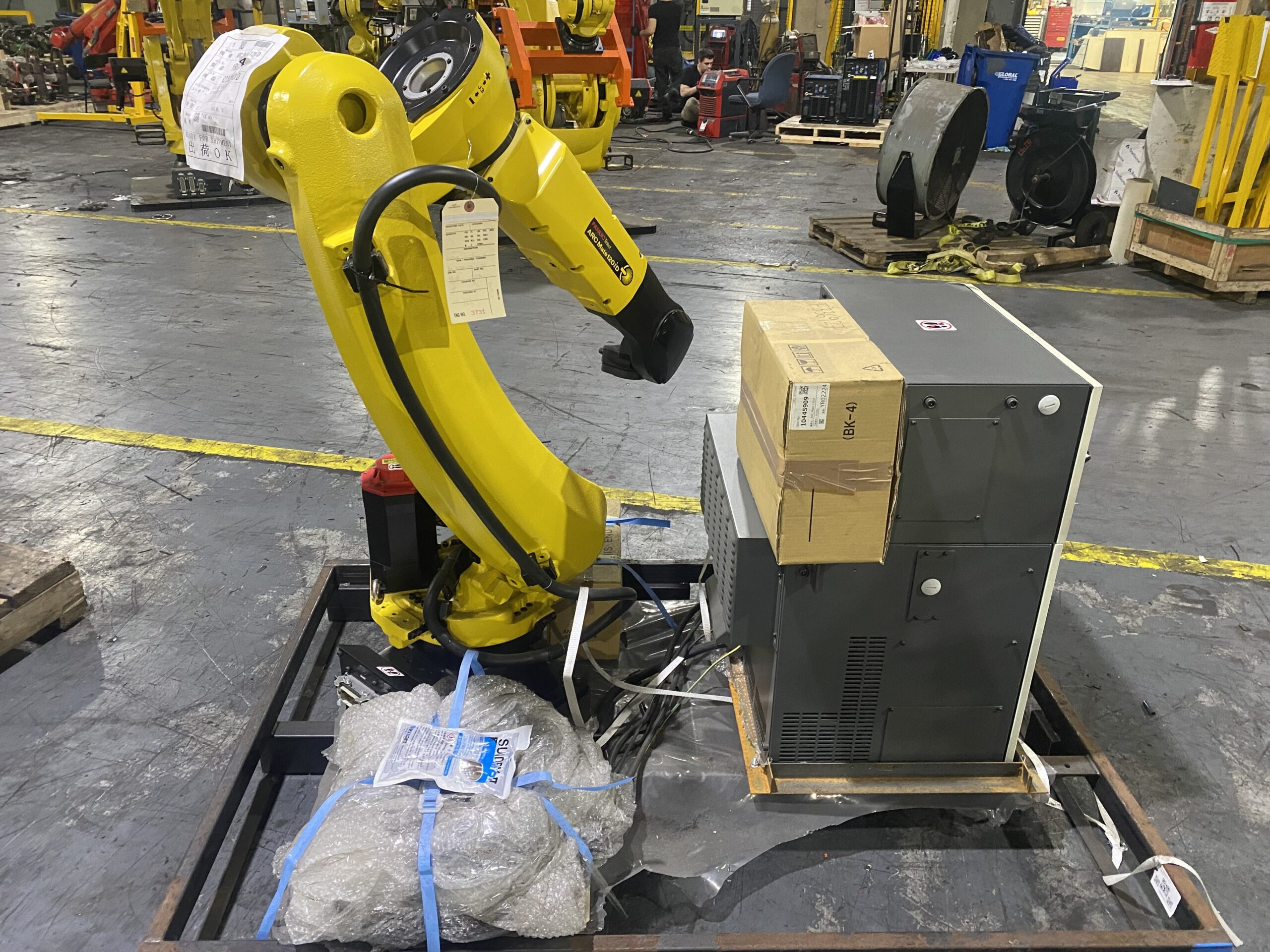 FANUC - ArcMate 120iD w/ R-30iB PLUS Controls Spot Tool+ Software NEW 0