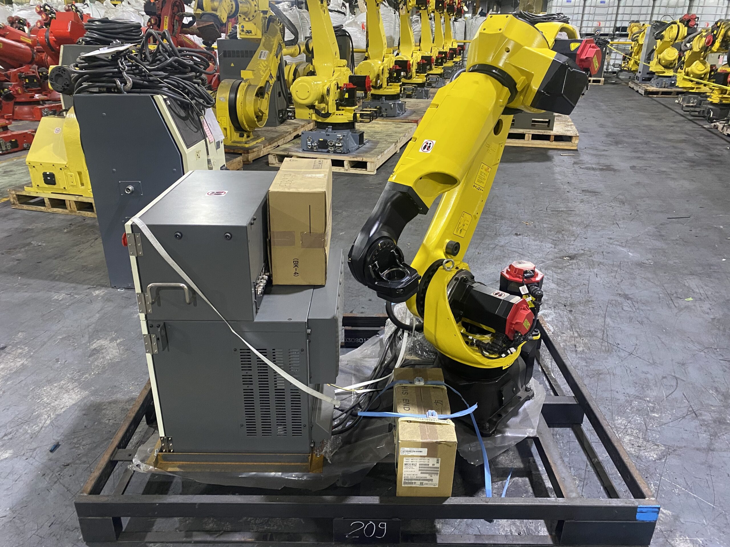 FANUC - ArcMate 120iD w/ R-30iB PLUS Controls Spot Tool+ Software NEW 1