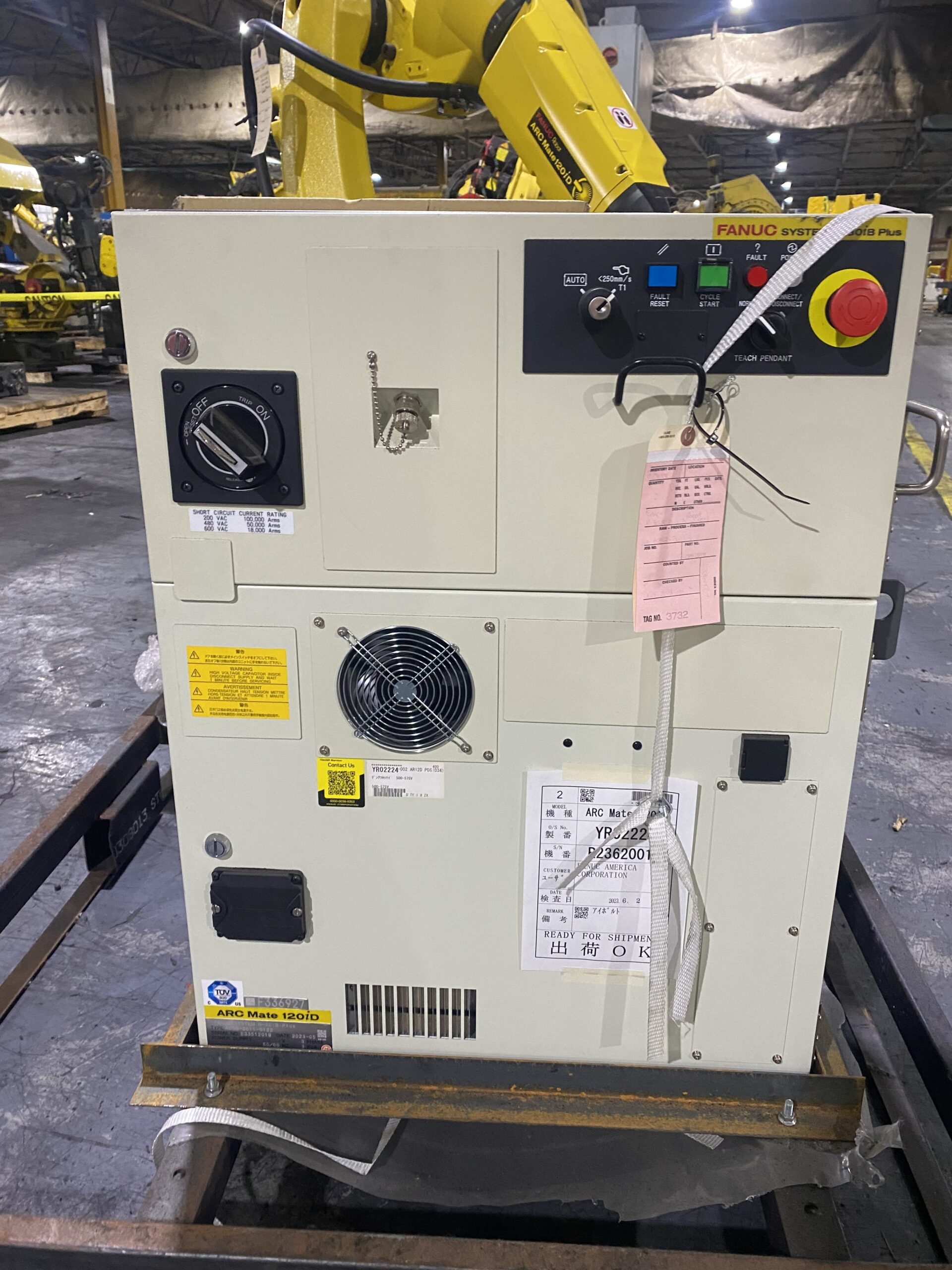 FANUC - ArcMate 120iD w/ R-30iB PLUS Controls Spot Tool+ Software NEW 3