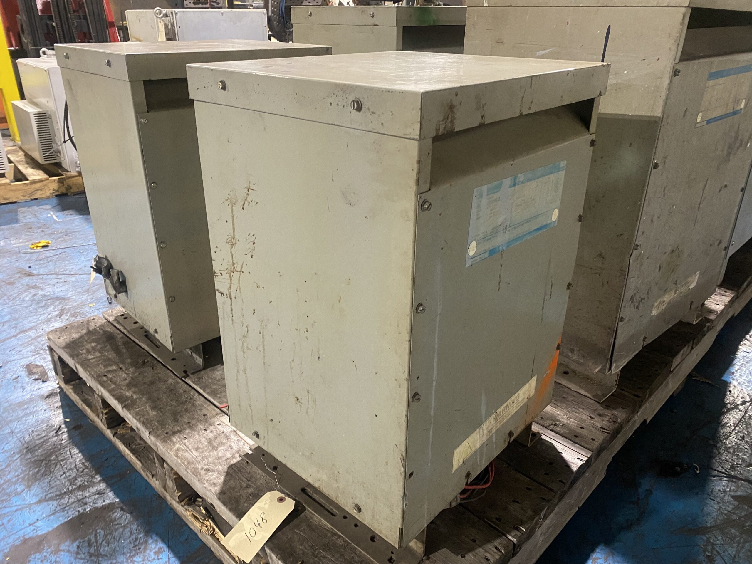 GENERAL ELECTRIC - 9T23B3871 Transformer 480V - 208/120V, 15kVA USED 1