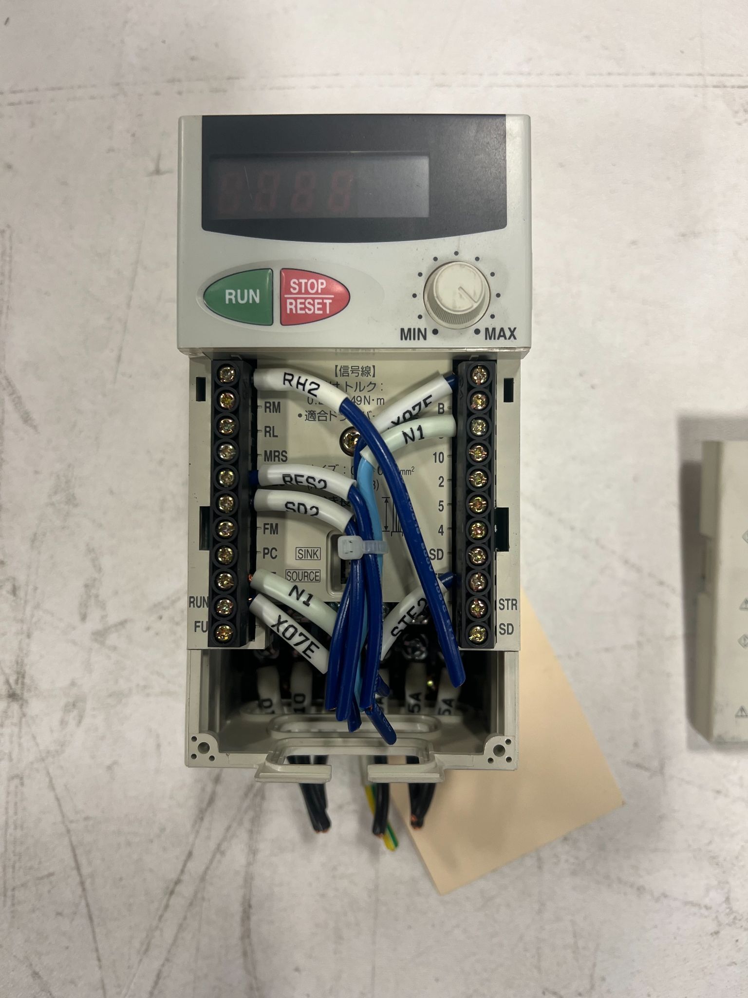 MITSUBISHI FR-E520-0 2K AC DRIVE USED 1