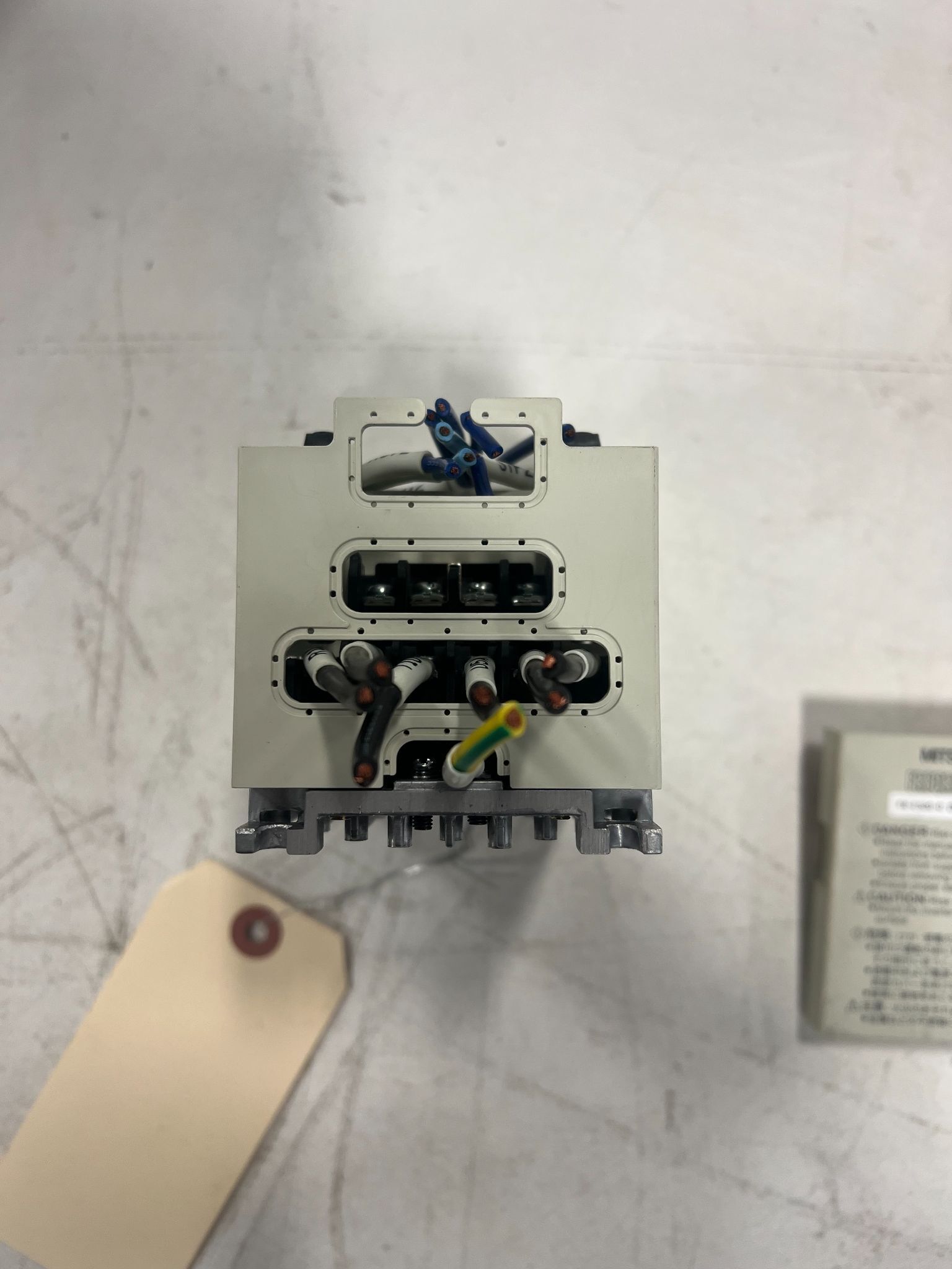 MITSUBISHI FR-E520-0 2K AC DRIVE USED 3