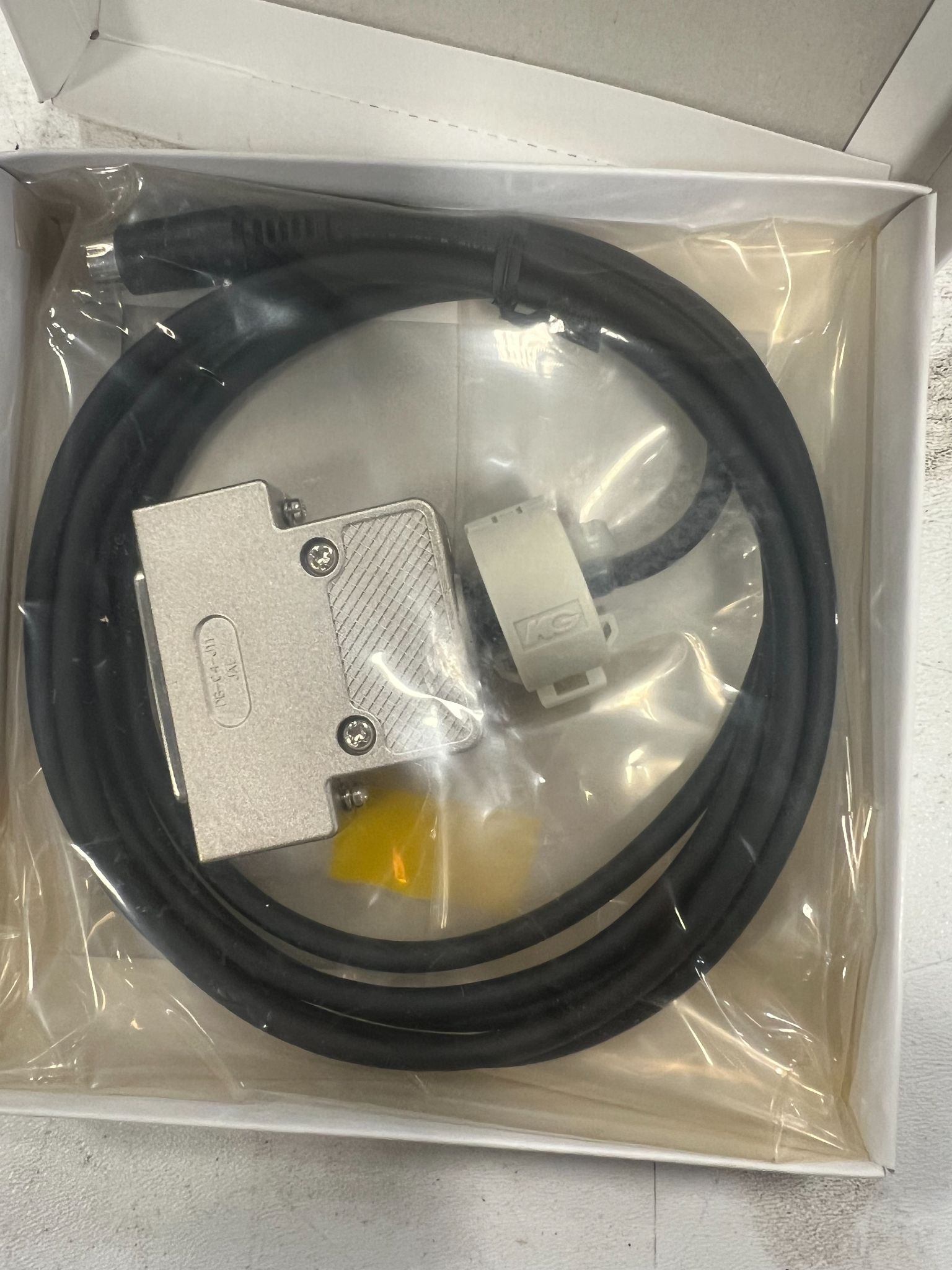SONY DZ253A CABLE CONNECTOR NEW WITH BOX 1