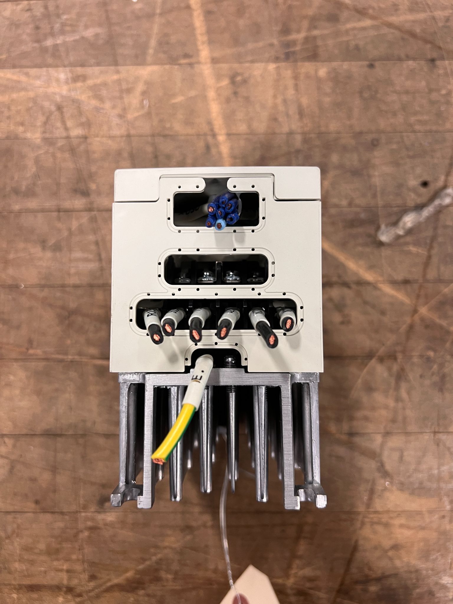 MITSUBISHI FR-E520-0.4K DRIVE USED 2