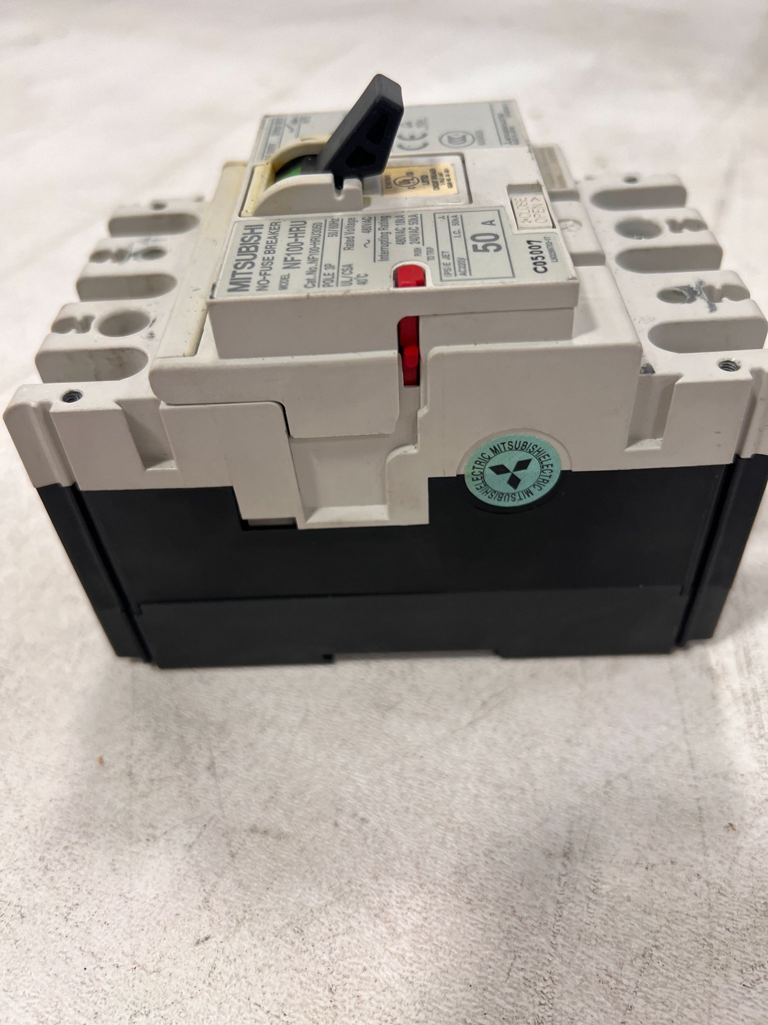 MITSUBISHI ELECTRIC NF100-HRU CIRCUIT BREAKERS USED 2