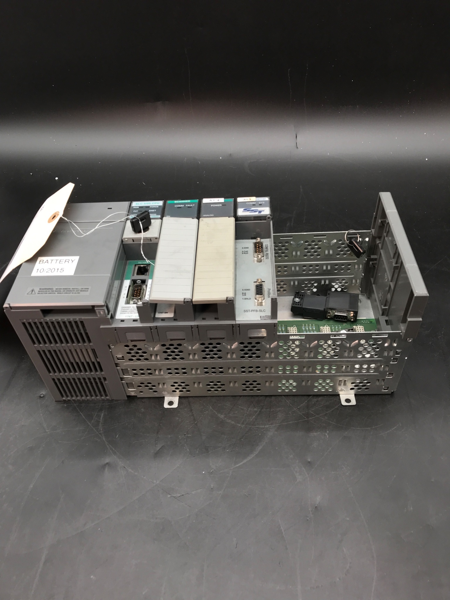 ALLEN BRADLEY SLC500 PLC w/ SST-PFB-SLC, 1747-SN, 7-Slot USED 0