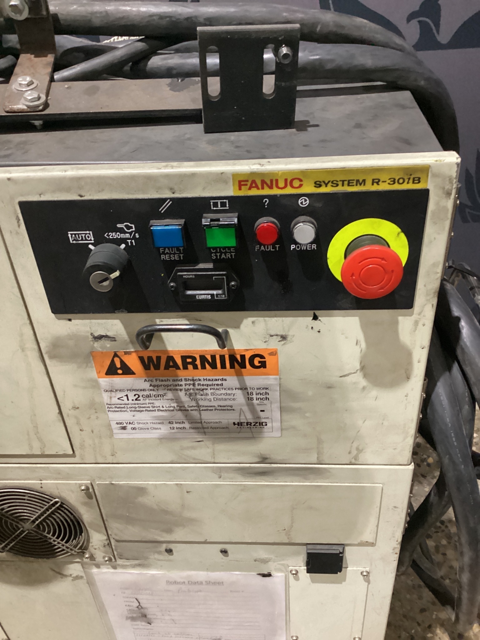 FANUC R-2000iC/210F w/ R-30iB Controls USED 5
