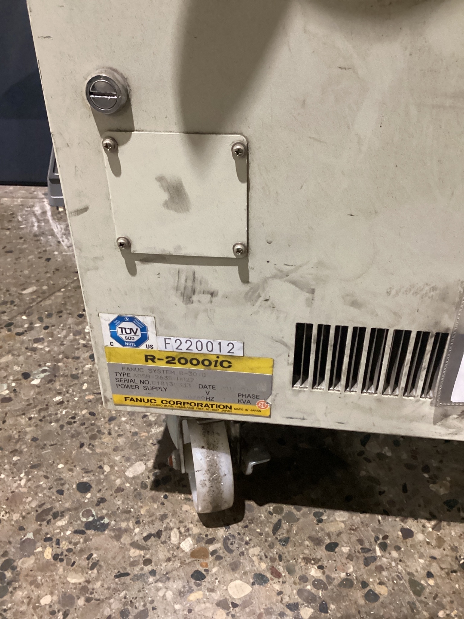 FANUC R-2000iC/210F w/ R-30iB Controls USED 6