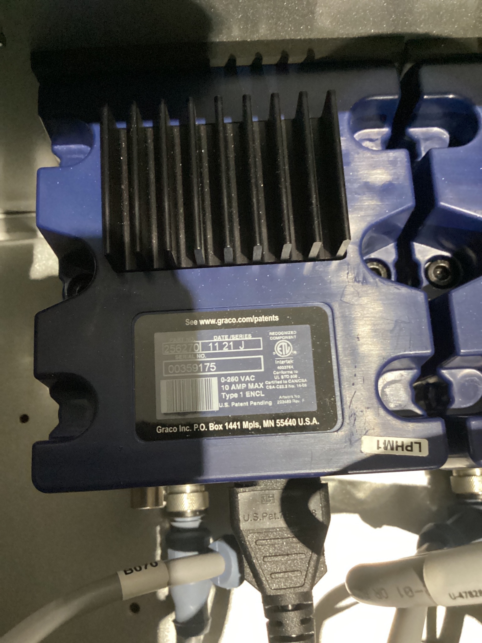 GRACO 24C526 Warmmelt Enclosure 4‑Zone Accessory USED 10