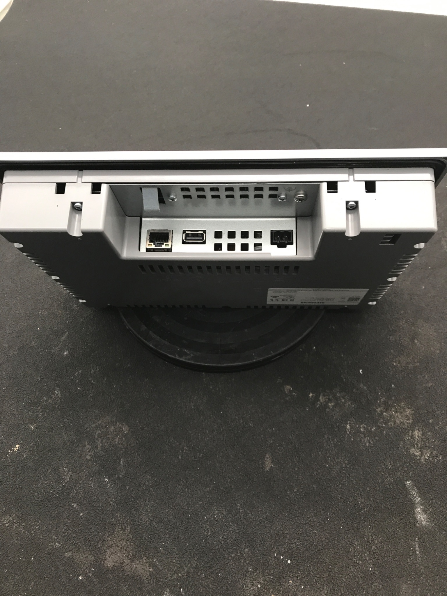 SIEMENS 6AV2123-2JB03-0AX0 HMI PANEL KTP900 9IN PROFINET USED 1