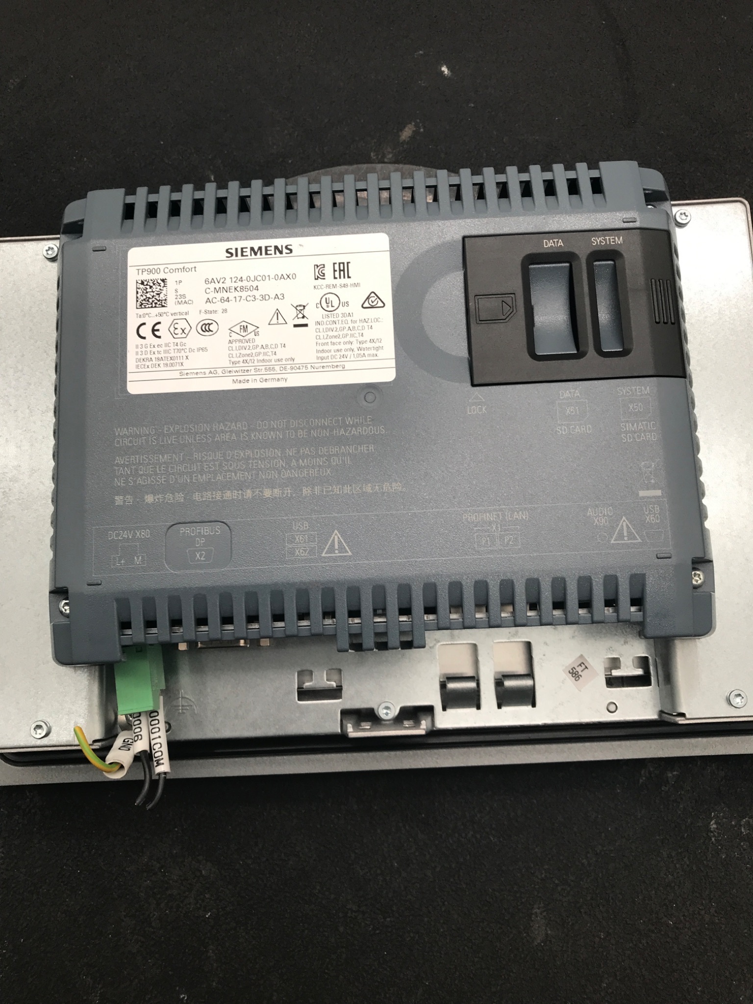 SIEMENS 6AV2124-0JC01-0AX0 TP900 COMFORT HMI PANEL 9IN PROFINET USED 2