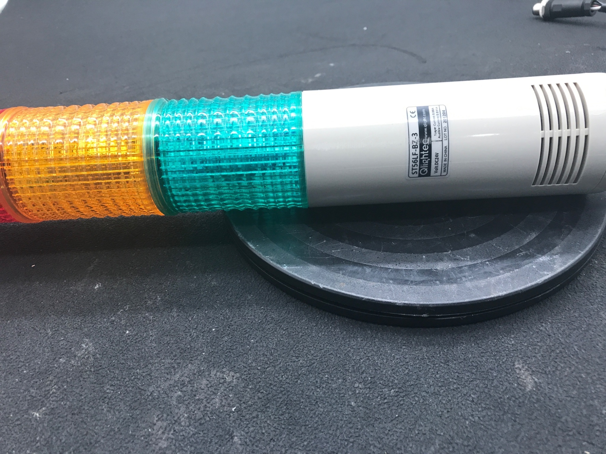 QLIGHTEC ST56LF-BZ-3 SIGNAL TOWER LIGHT 3-LAYER LED 24VDC BUZZER USED 1
