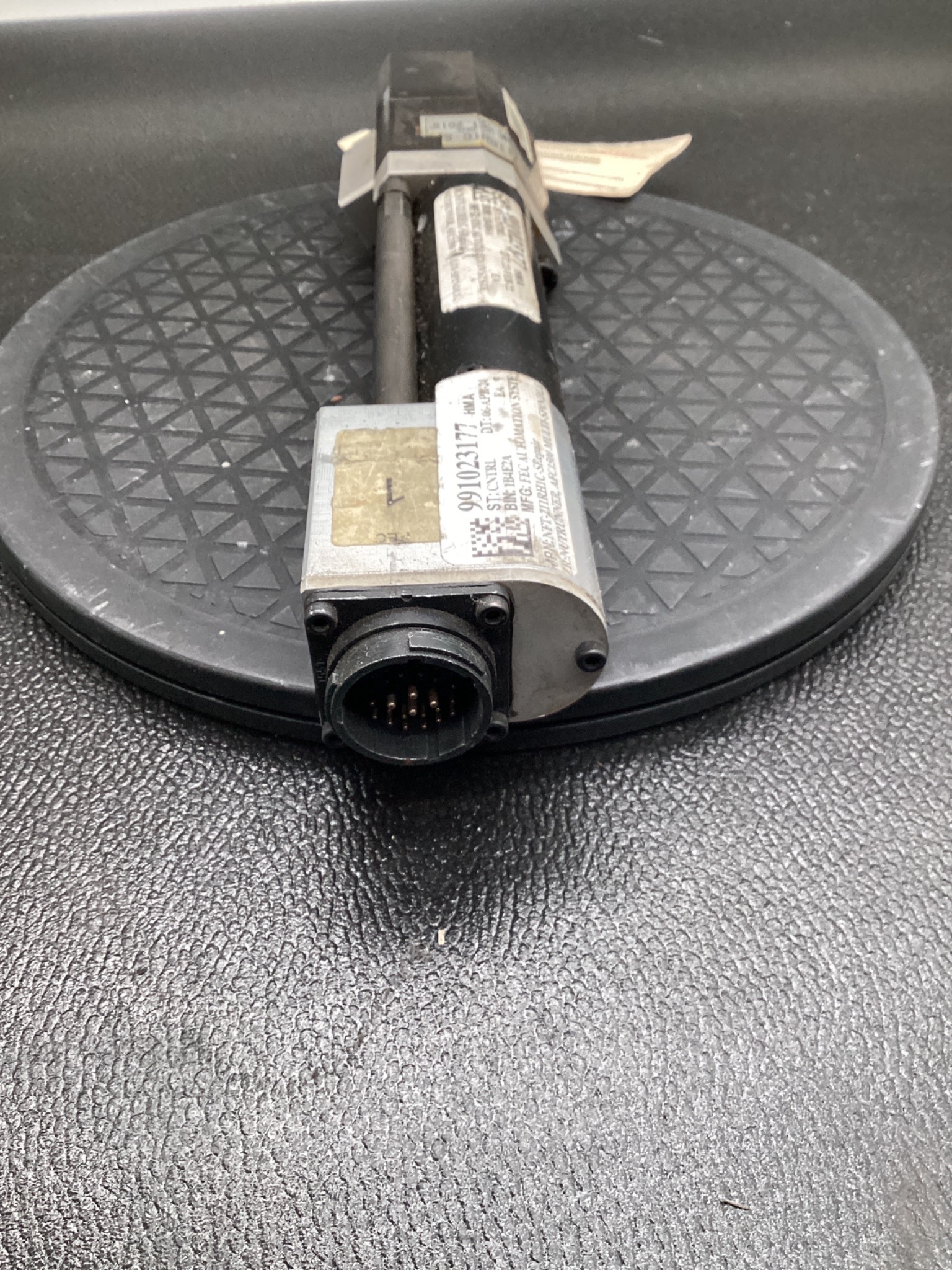 FEC NFT-211RH1C-SB NUTRUNNER USED 1