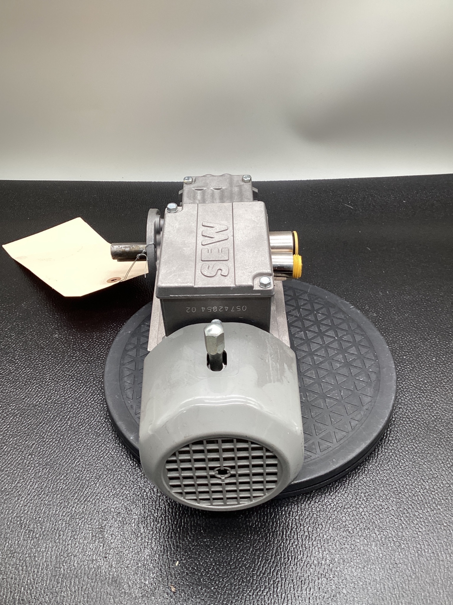 SEW-EURODRIVE WF10DT56M4/BMG/HR GEARED MOTOR W/BRAKE USED 1