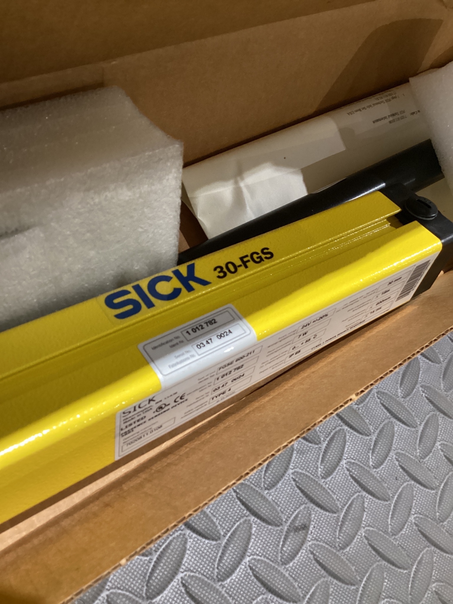SICK FGSE-600-211 SAFETY LIGHT CURTAIN RECEIVER USED REPAIRED 4