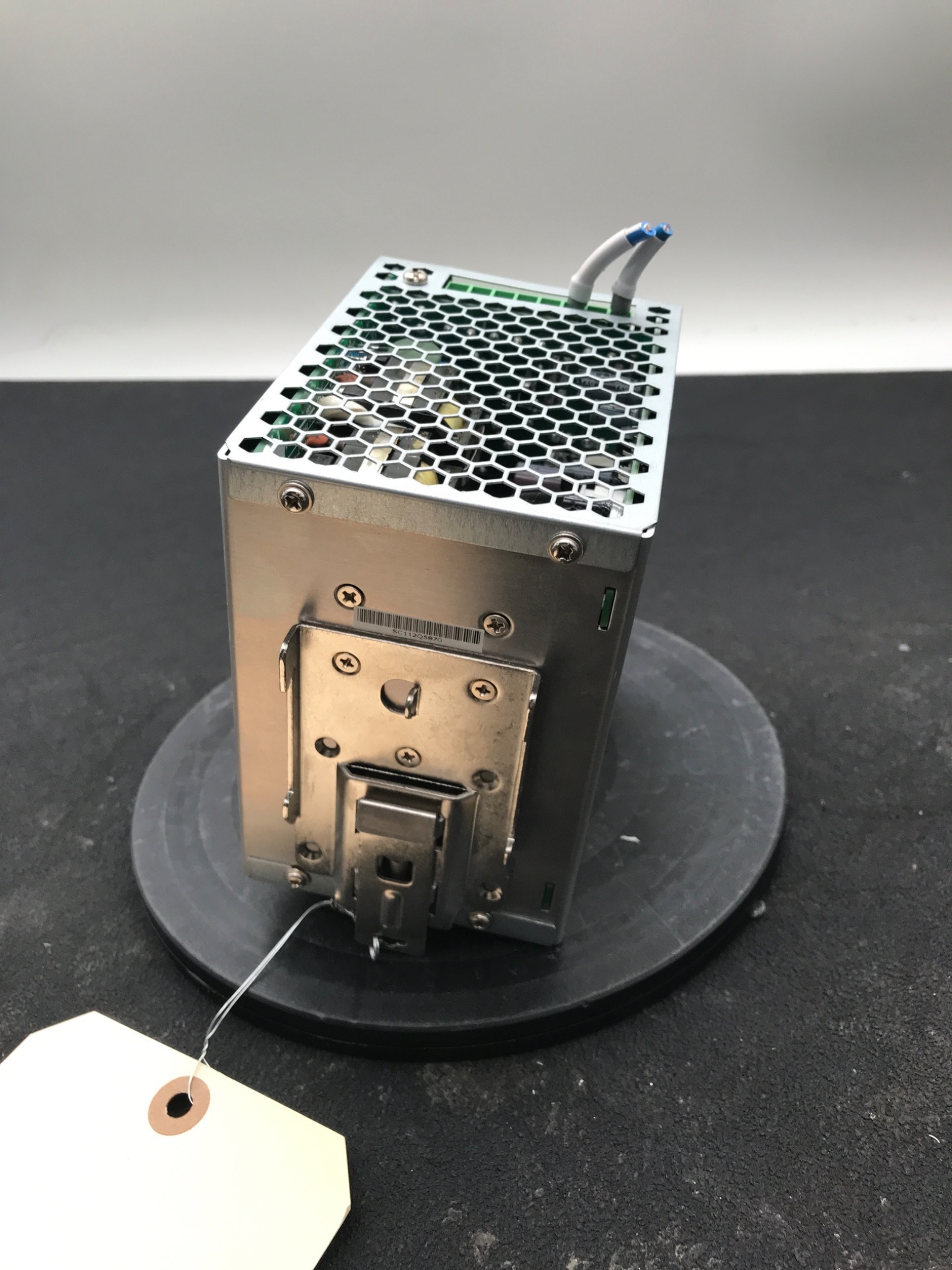 MEAN WELL SDR-480-24 DIN RAIL POWER SUPPLY 24V 20A USED 2
