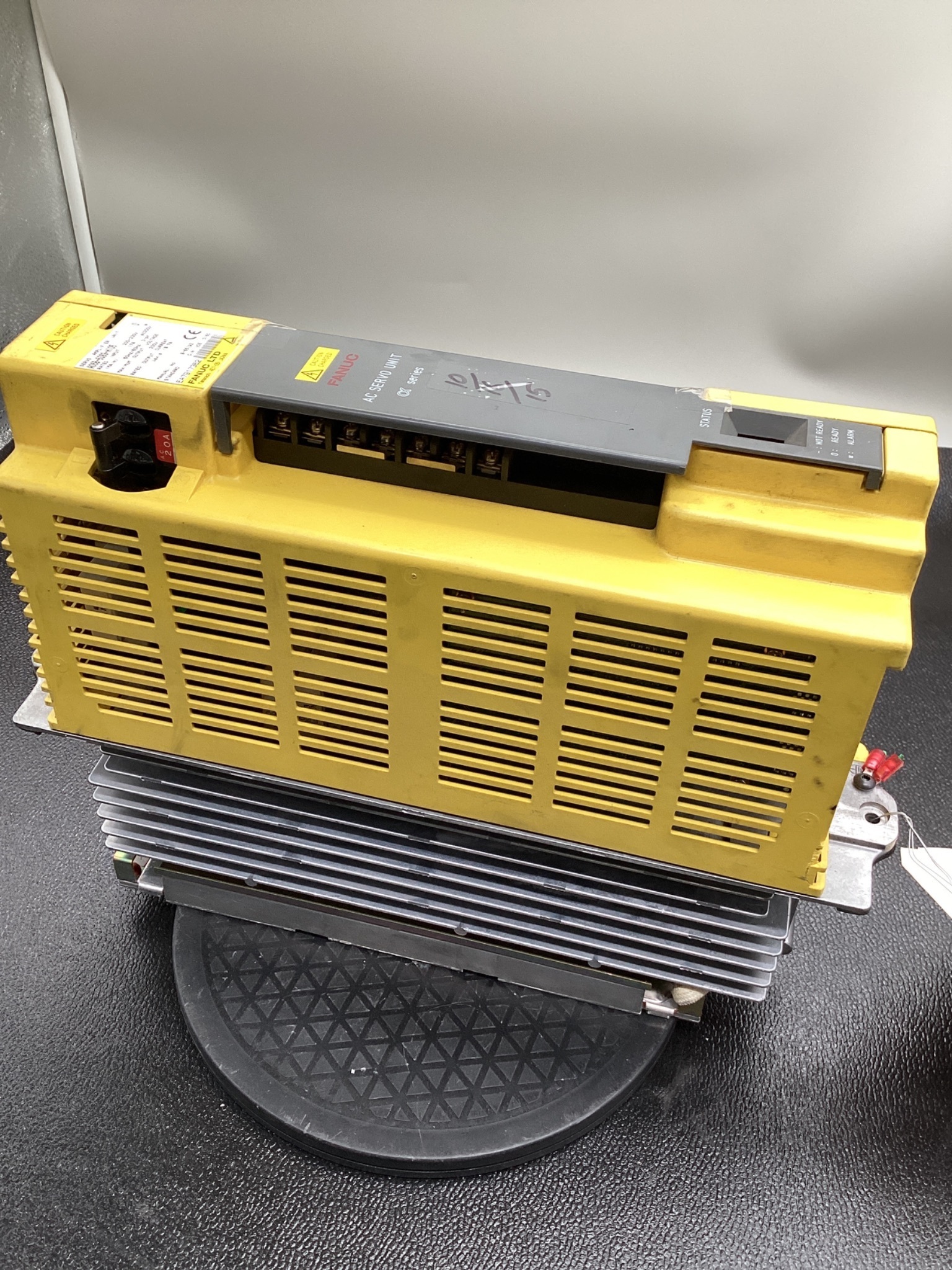 FANUC A06B-6089-H105 ALPHA SERVO DRIVE SVU 1-80 USED 3