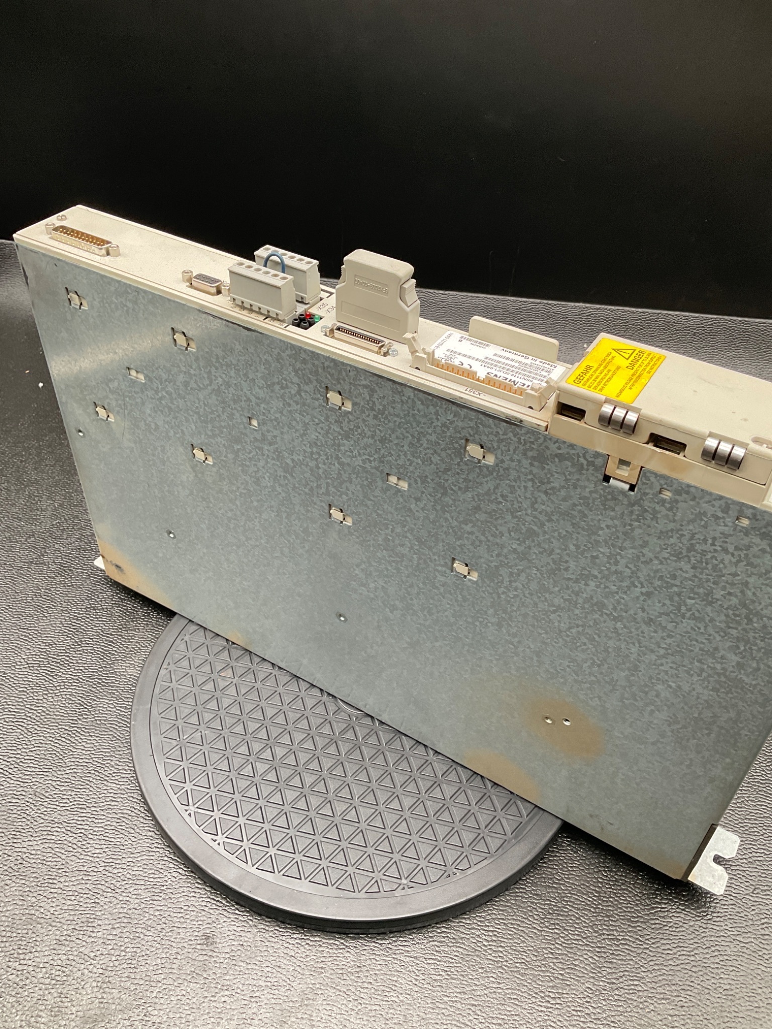 SIEMENS 6SN1123-1AA00-0CA1 SIMODRIVE POWER MODULE USED 5