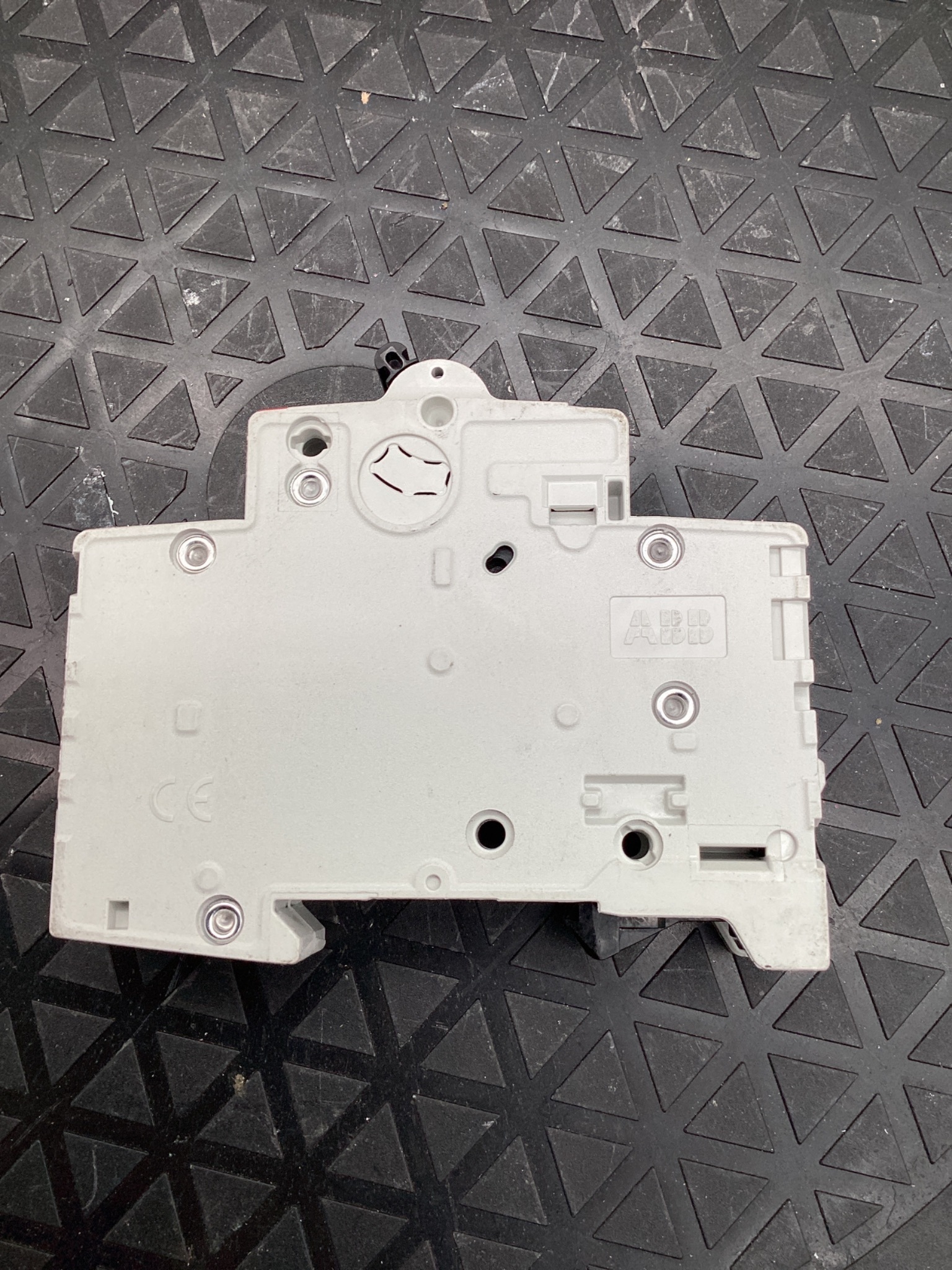 ABB 2CDS251001R0034 MINI CIRCUIT BREAKER 3A DIN RAIL USED 2