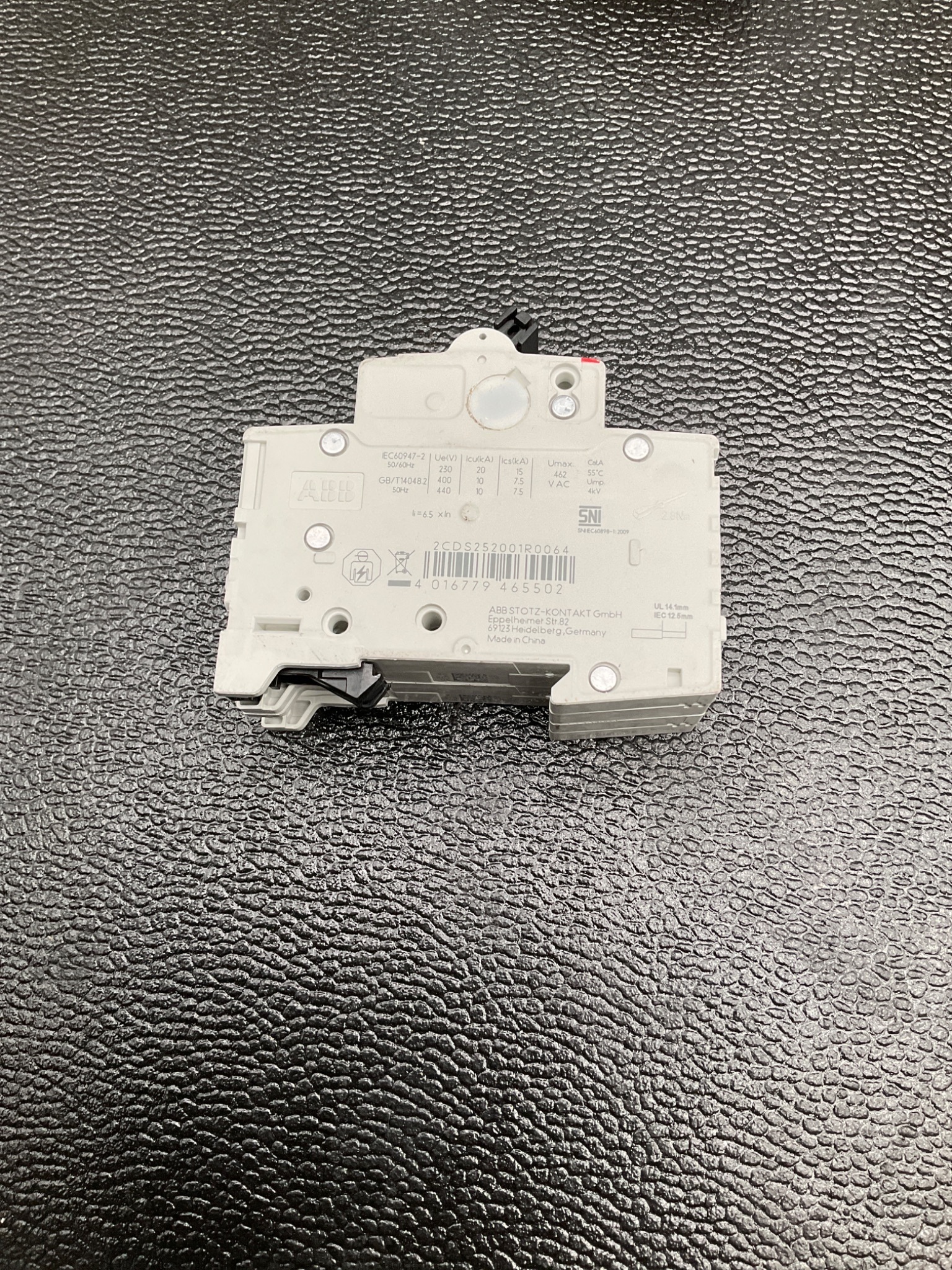 ABB 2CDS252001R0064 MINI CIRCUIT BREAKER 6A 2P DIN RAIL USED 2