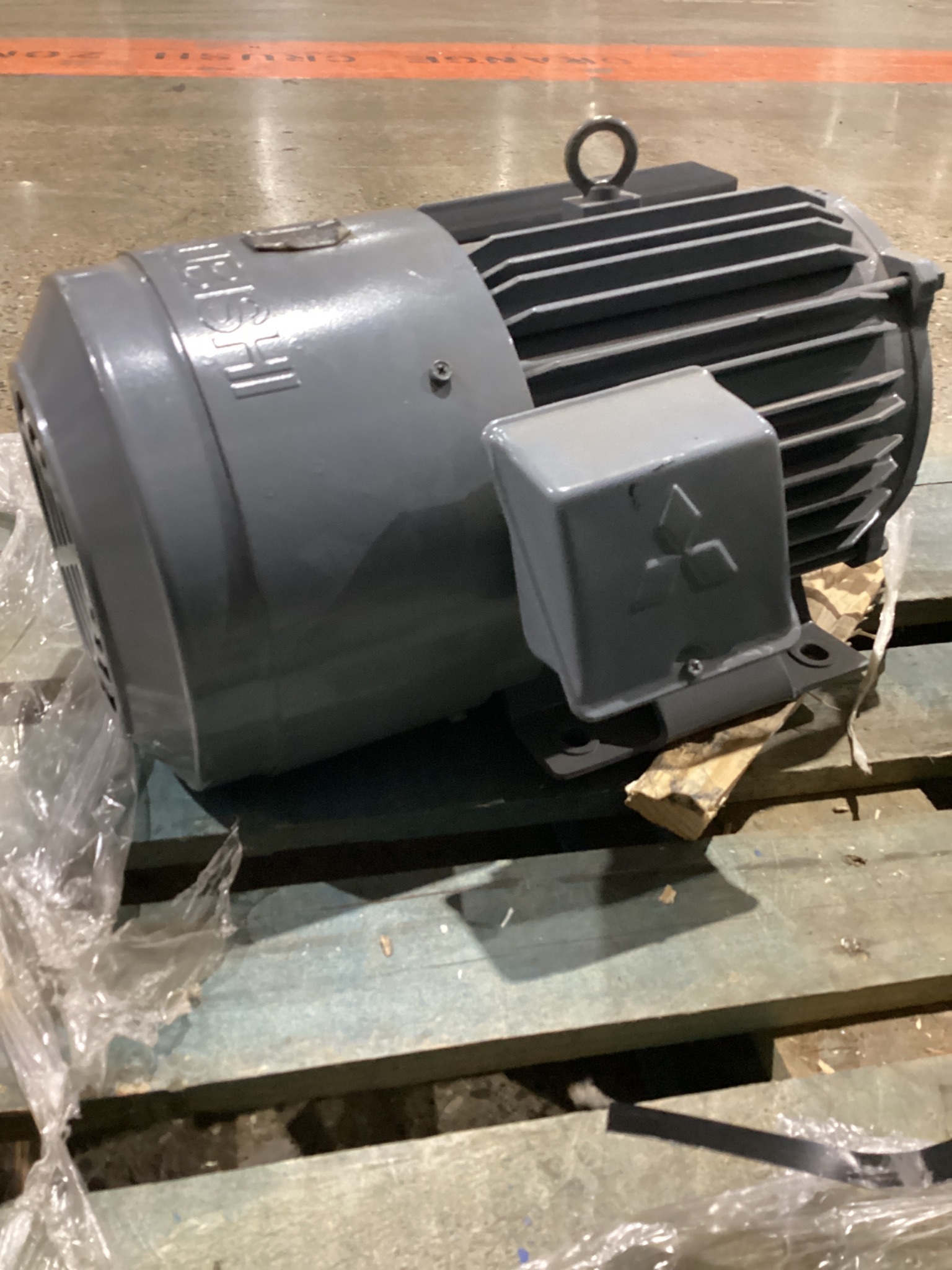 MITSUBISHI SF-JRB SUPER LINE BRAKE MOTOR 3PH IP55 USED 3