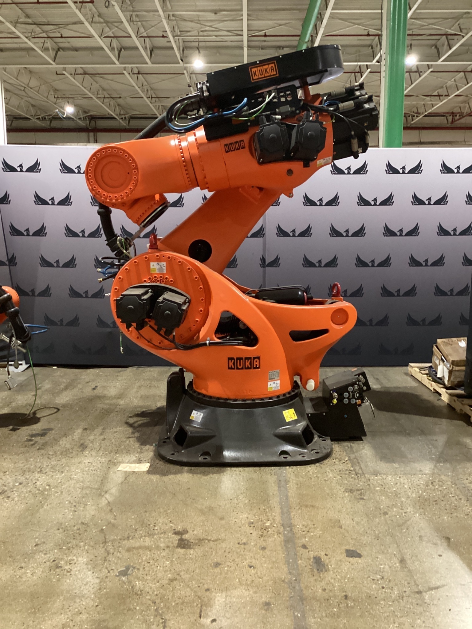 New 2020 KUKA KR 1000 1300 TITAN PA/FLR Robots IGAM1701014