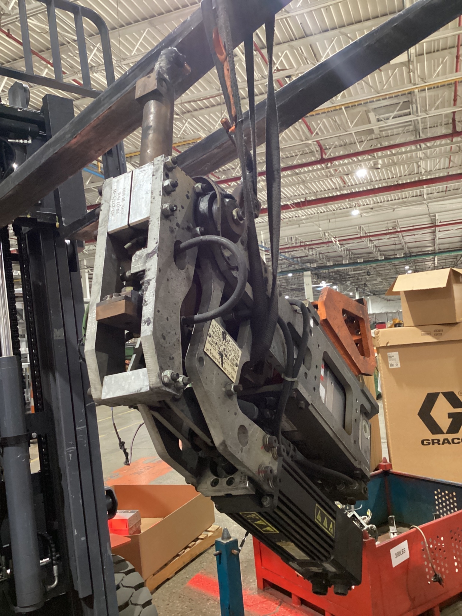 MILCO 665-14001-18 Scissor-Type Weld Gun USED 3
