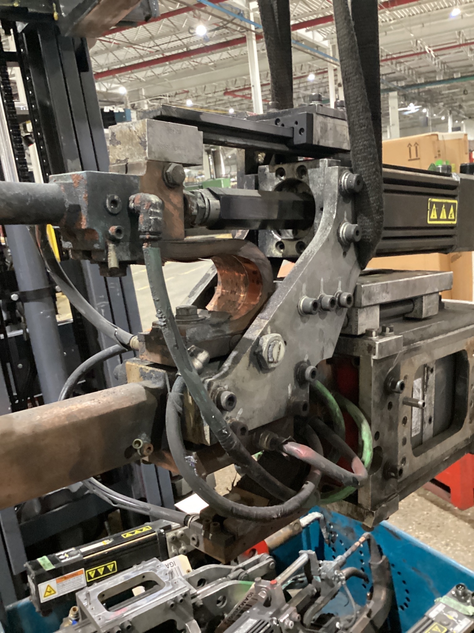 MILCO 637-12000-143 C-Type Weld Gun USED 3