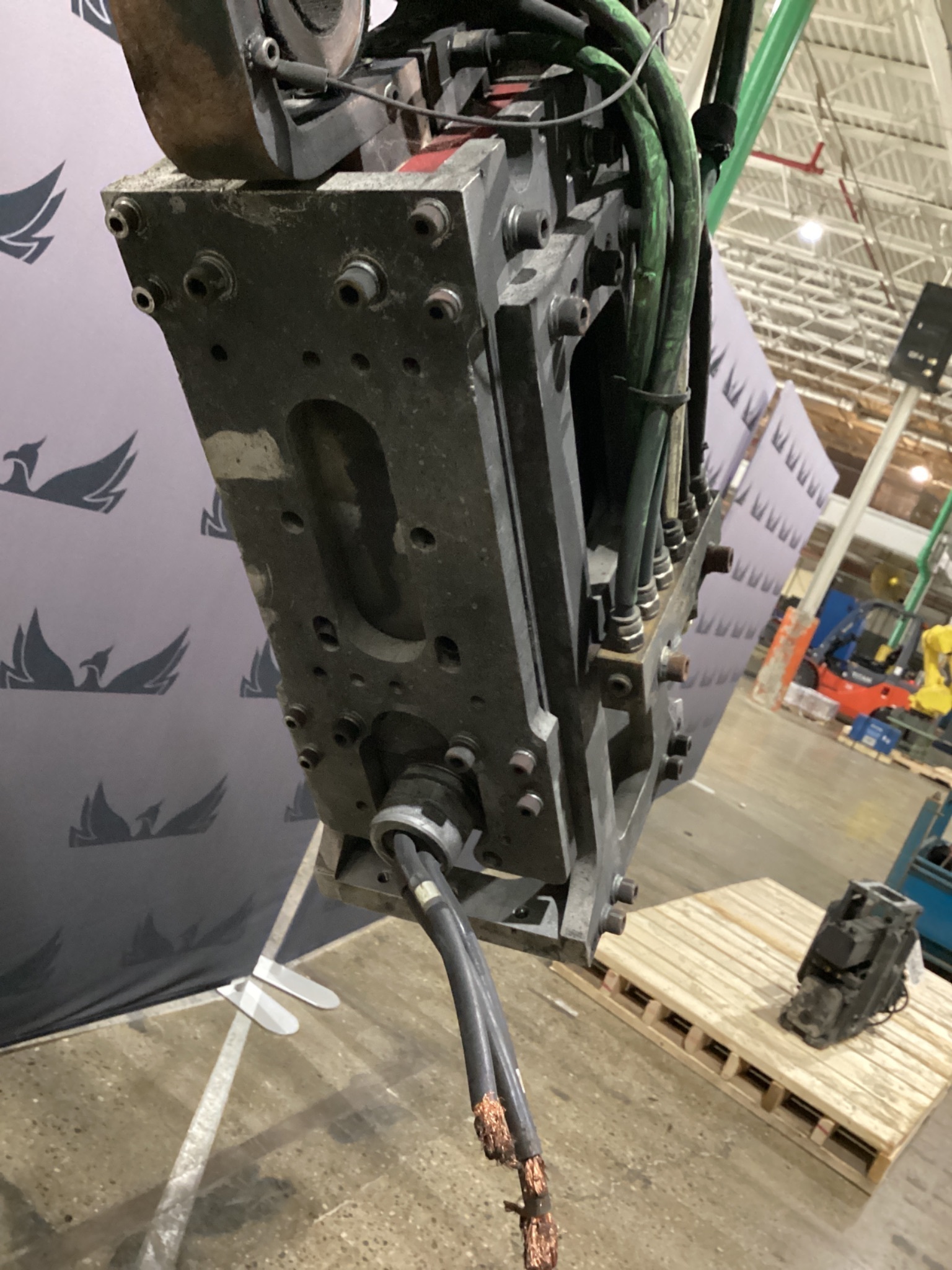 MILCO 637-12002-77 C-Type Weld Gun USED 2