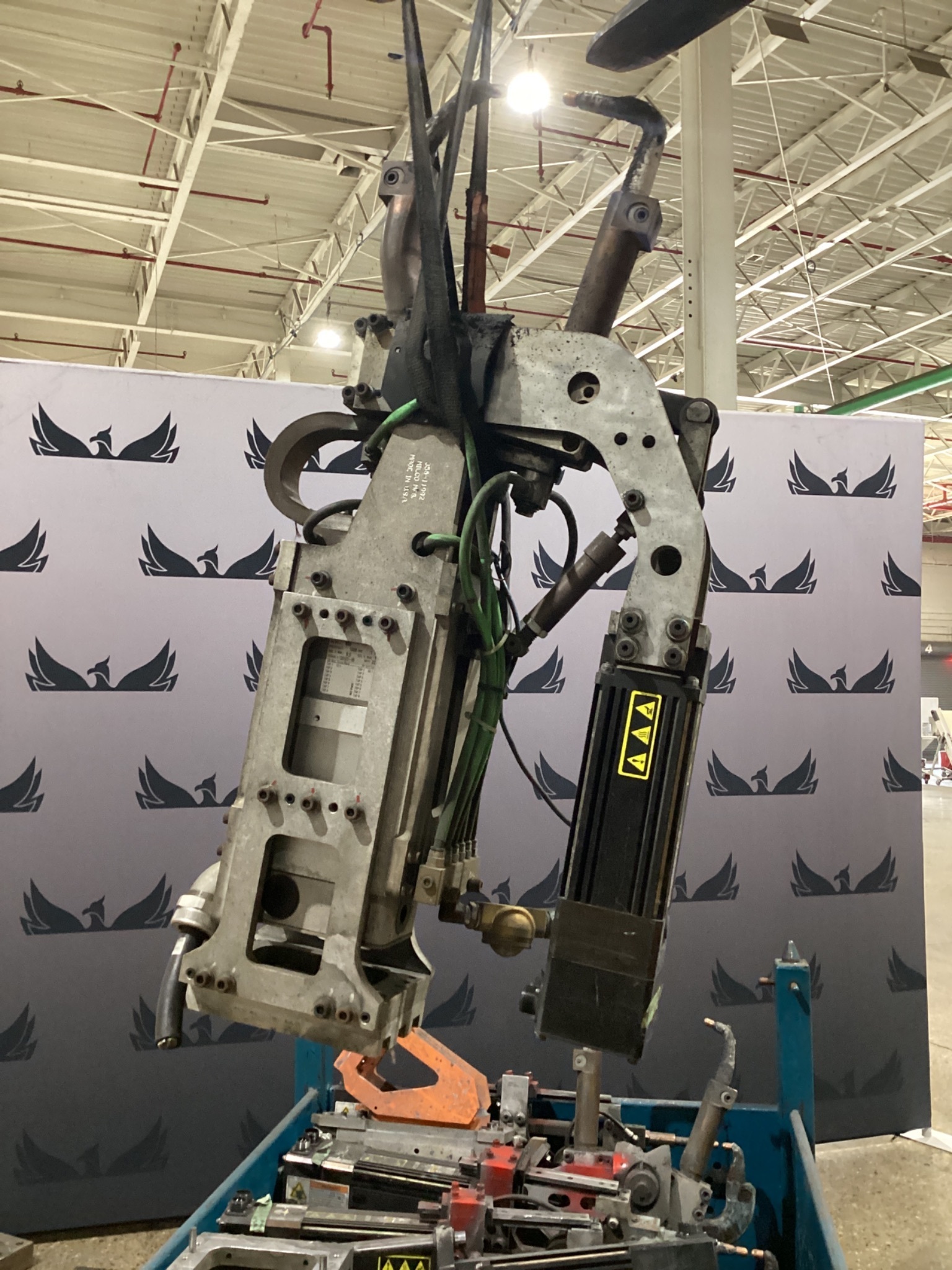 MILCO 665-12003-203 Pinch-Type Weld Gun USED 0